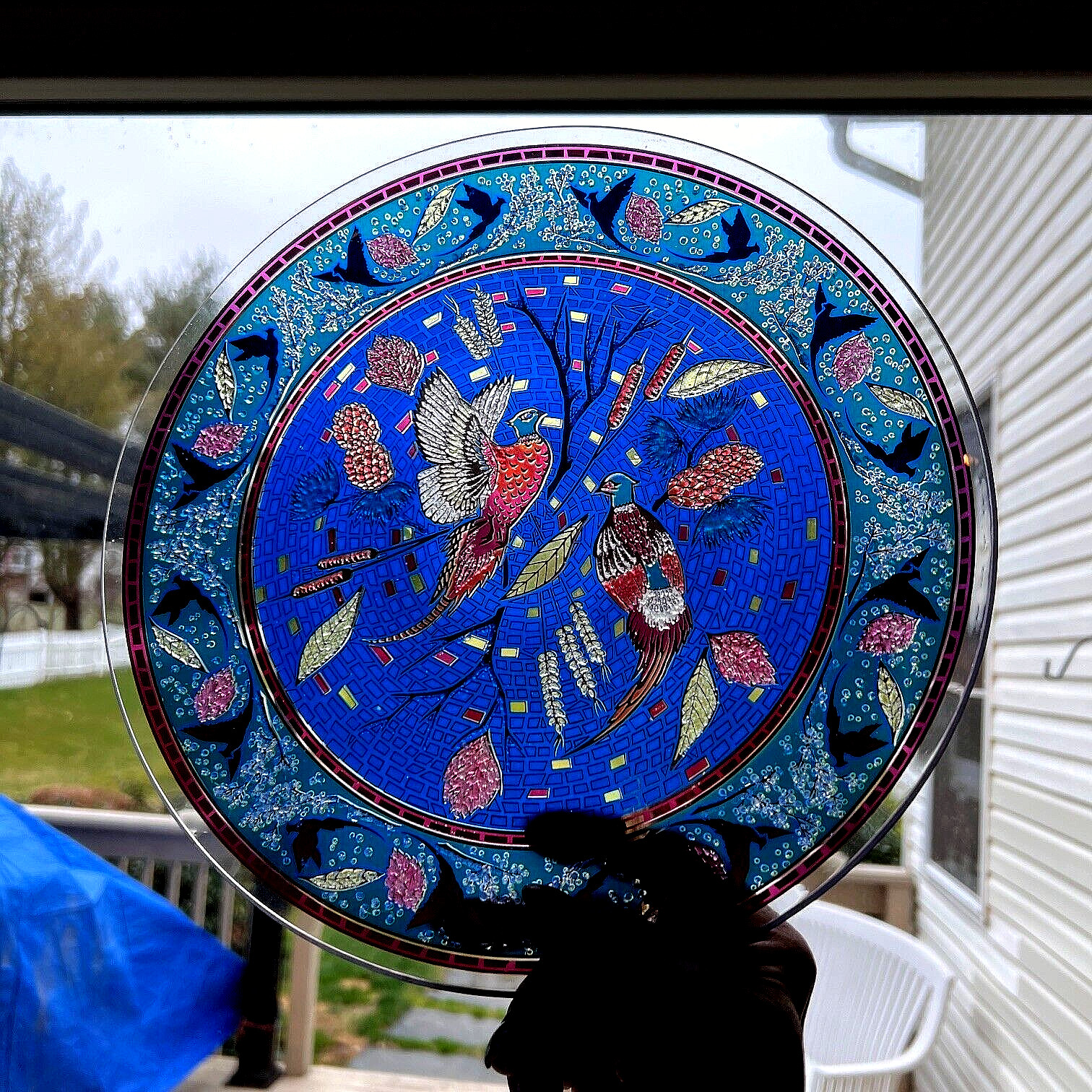 Vtg Houze Art Glass Mosaic Design Plate Blue & Gold w/Pheasants 11&Prime; Diameter