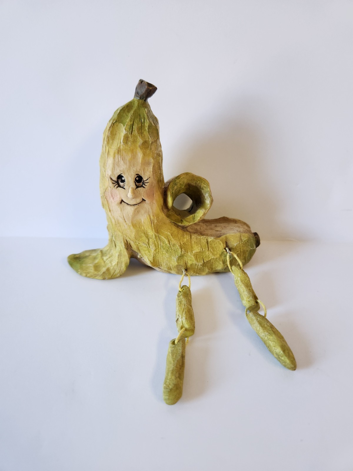 Anthropomorphic Shelf Sitter Fruit Banana Apple Pear Grapes Lot 4 Resin Figures