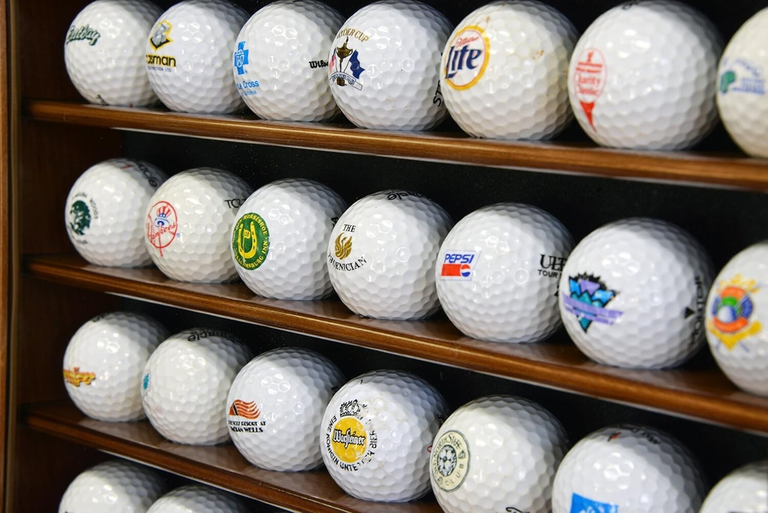 Golf Ball Display Case 49 Pcs Walnut PGA Clubhouse Wall Cabinet Rack Lock Holder