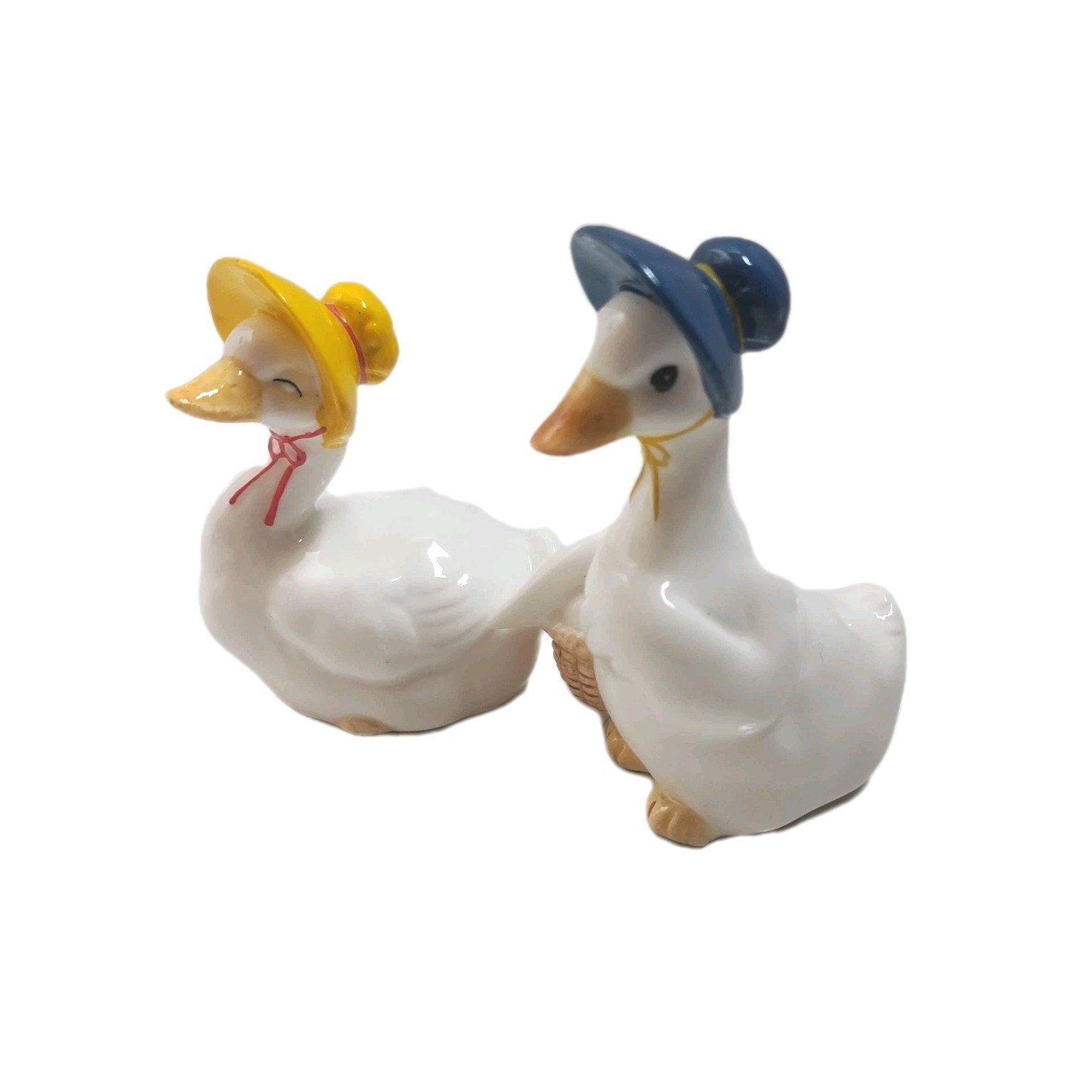 Set 2 Vtg White Geese Figures Bonnet Bow Cottagecore Country Granny Core