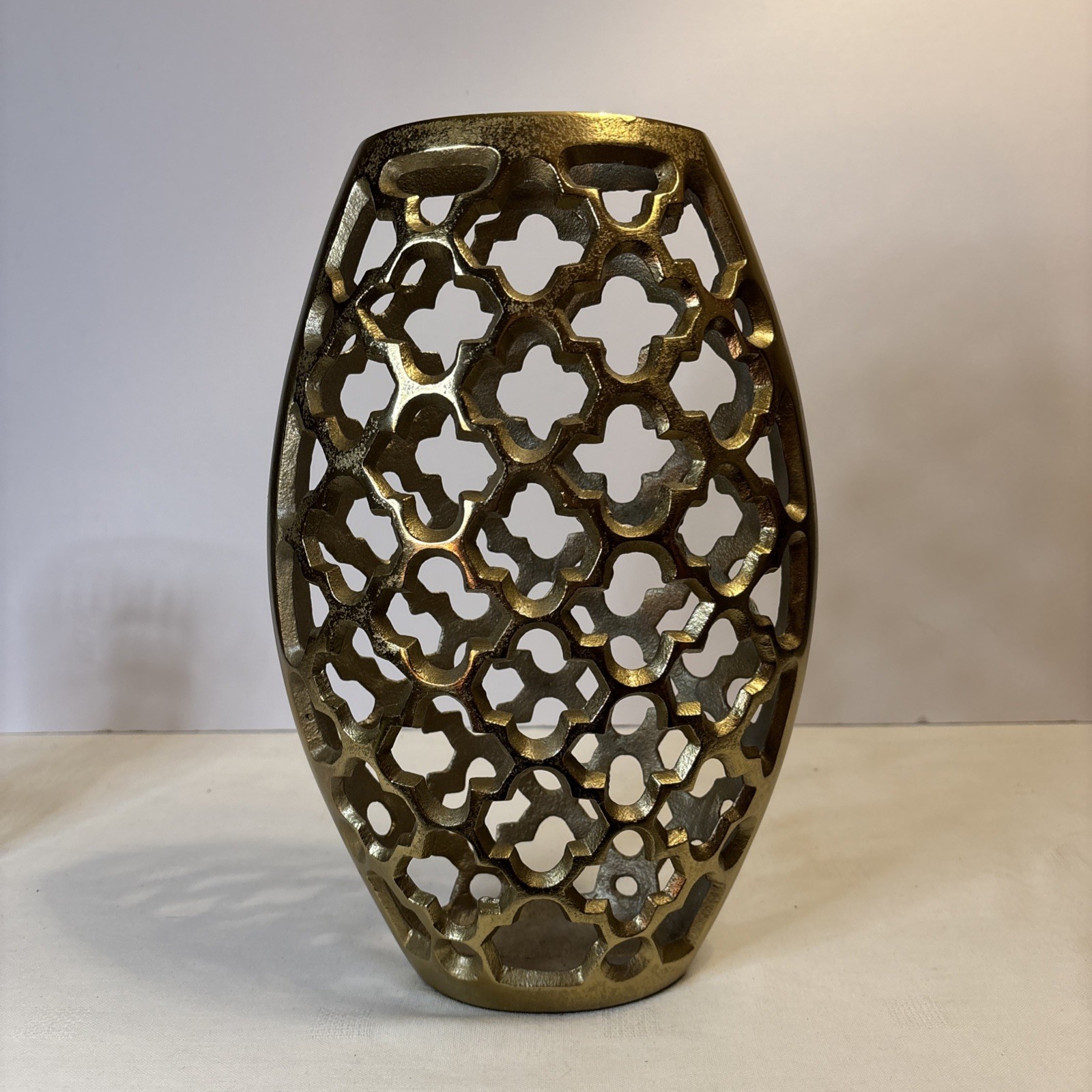 Gold Tone Openwork 12&Prime; Tall Aluminum Decorative Vase