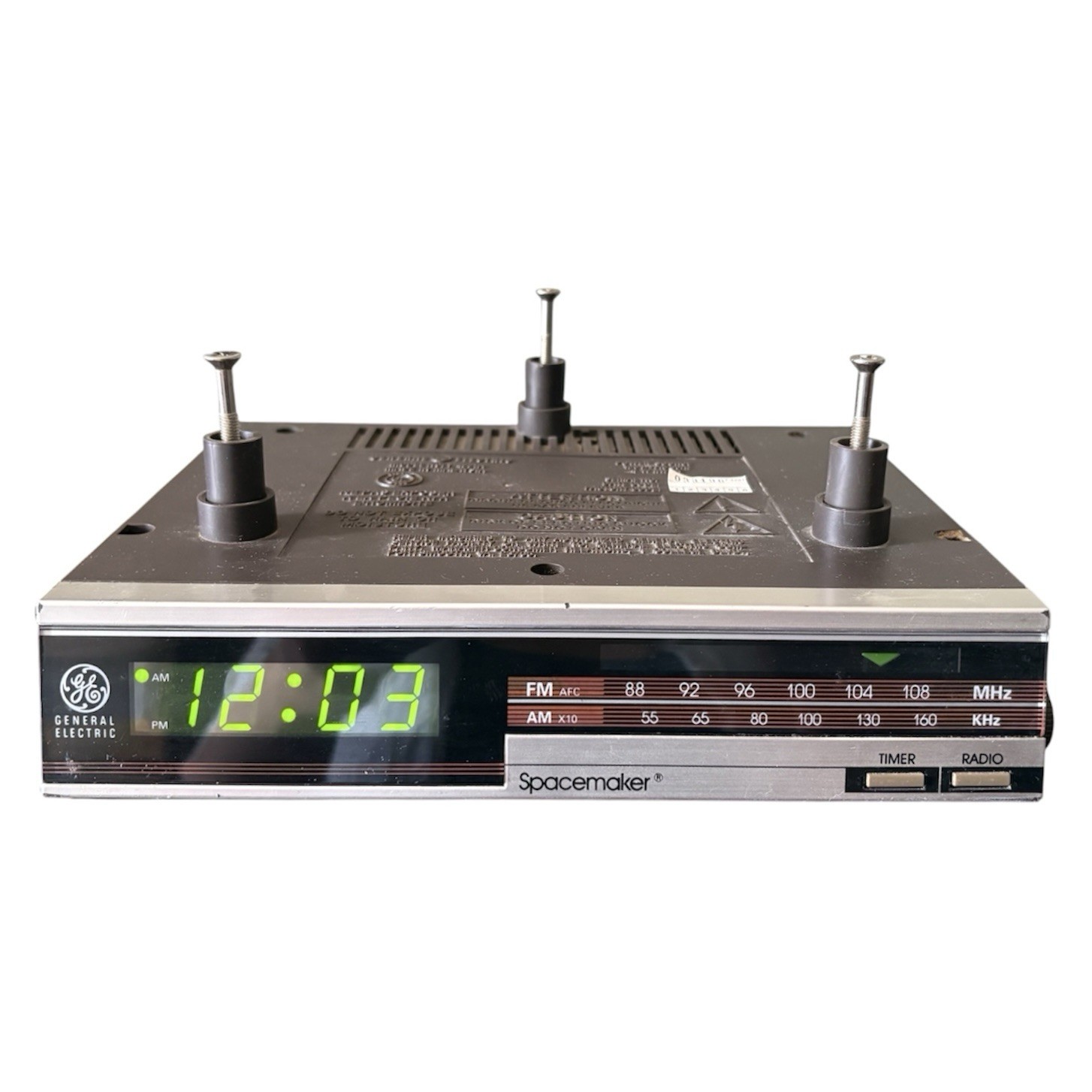 GE Spacemaker AM/FM Digital Clock Radio Model 7-4221A Working w/ Mounting Screws