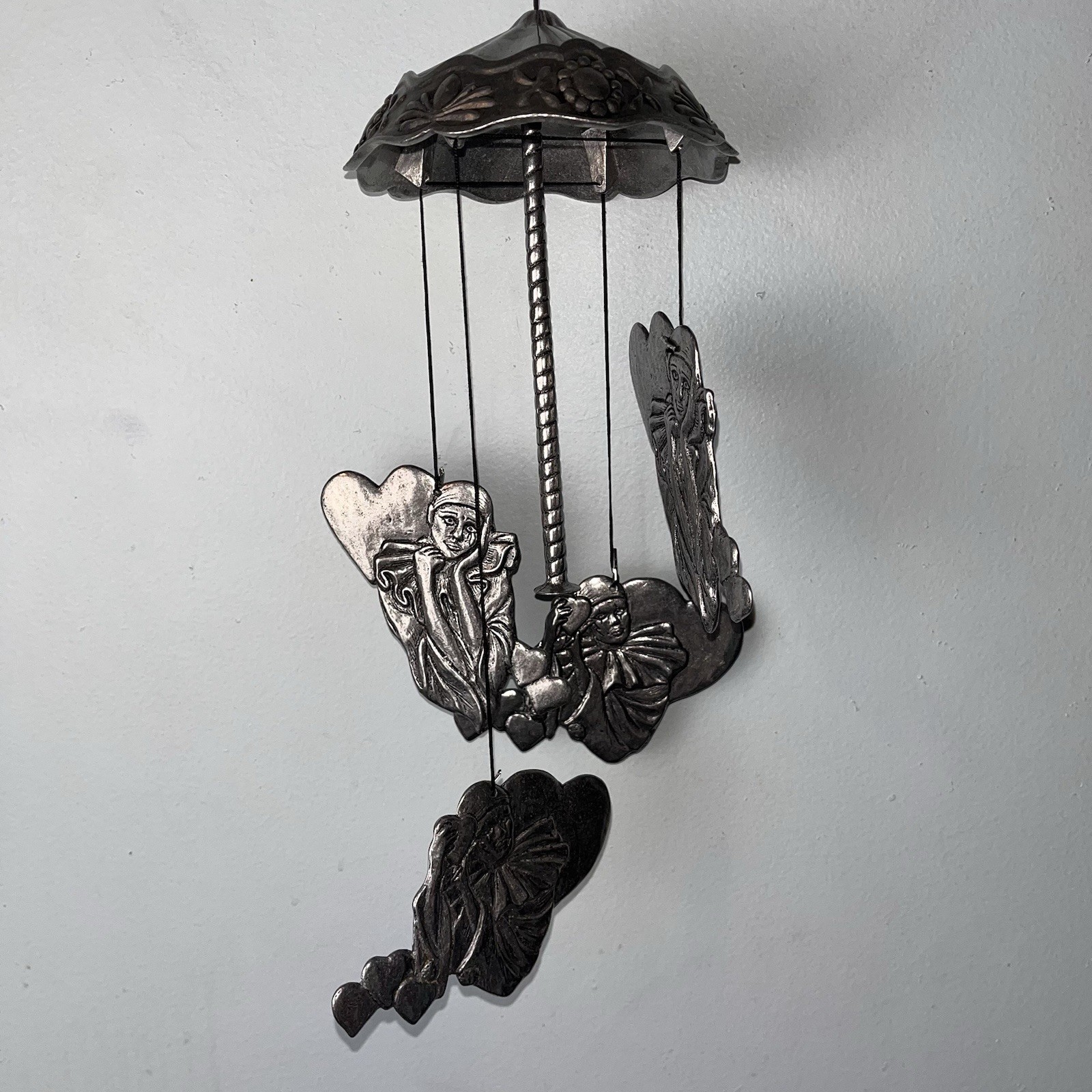 90s Carson Pewter Canopy Harlequin Hearts Love Jester Clown Wind Chime EUC