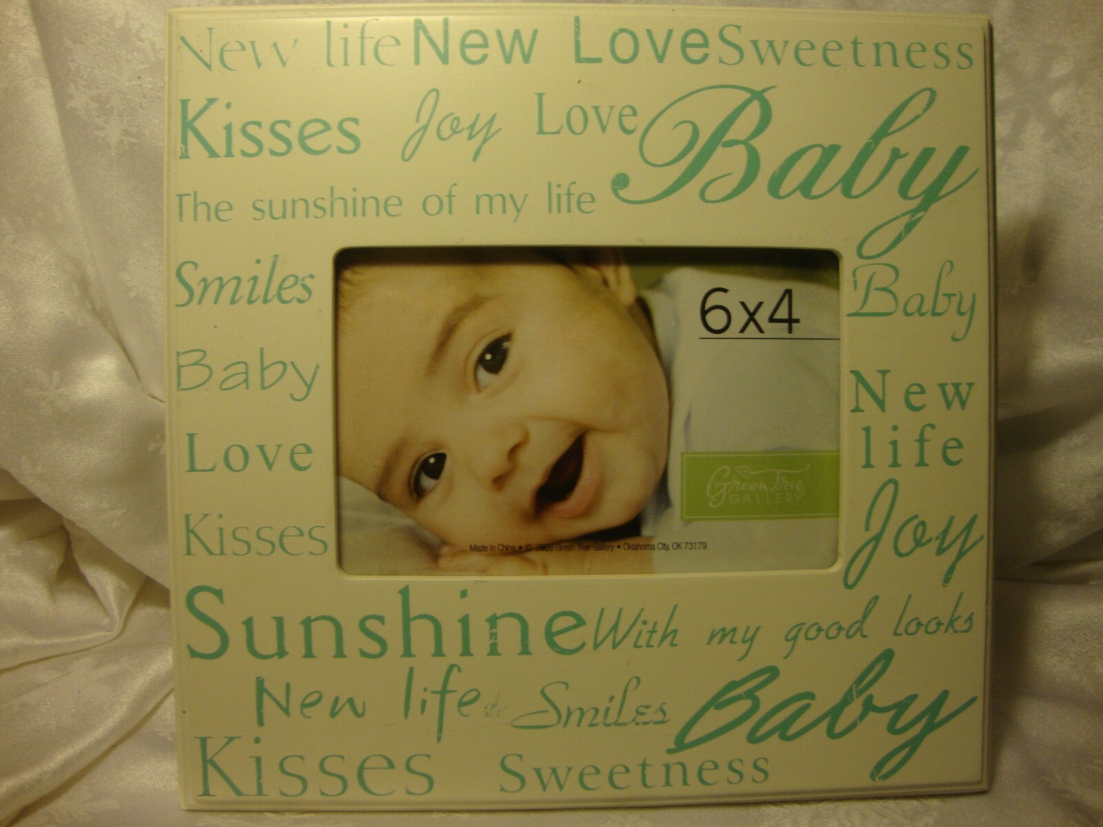 Green Tree Gallery Wooden Freestanding Unisex Baby Photo Frame Holds 6&Prime;x4&Prime; 401