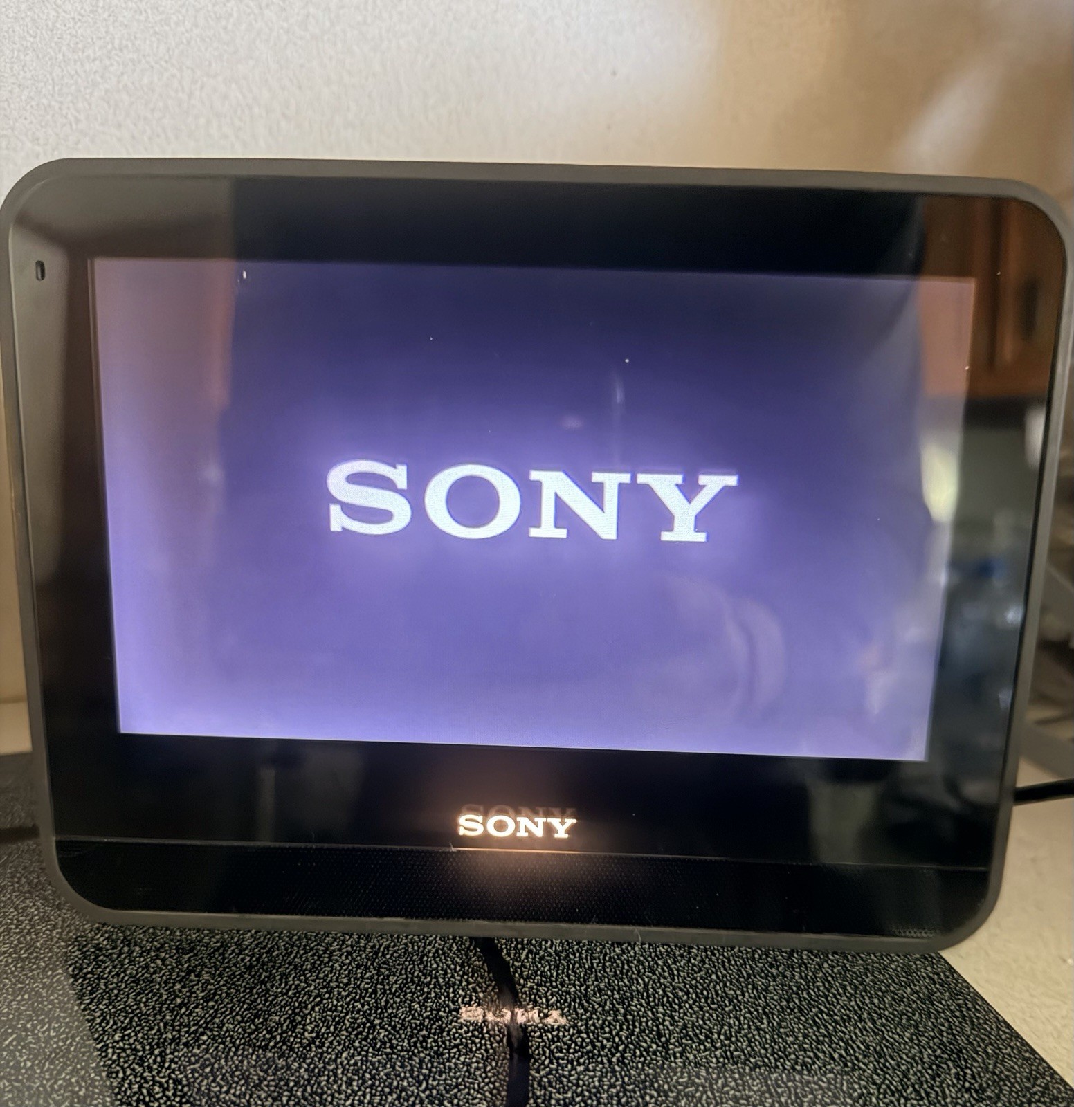 Sony Dash Personal Internet Viewer Alarm Clock HID-C10 Tested Working Display