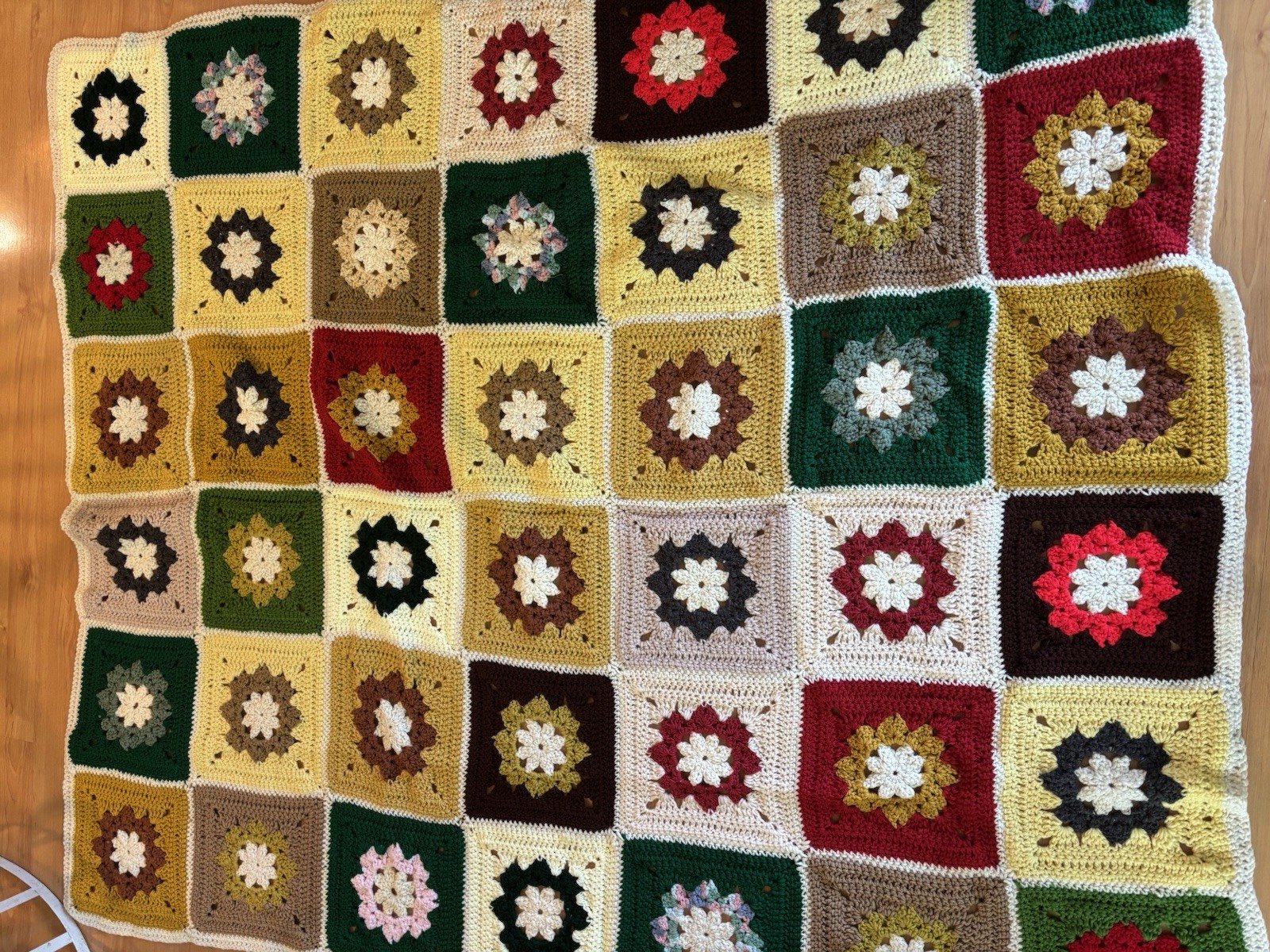 Vtg Handmade Granny Square Crochet Afghan 70&Prime;x60&Prime;