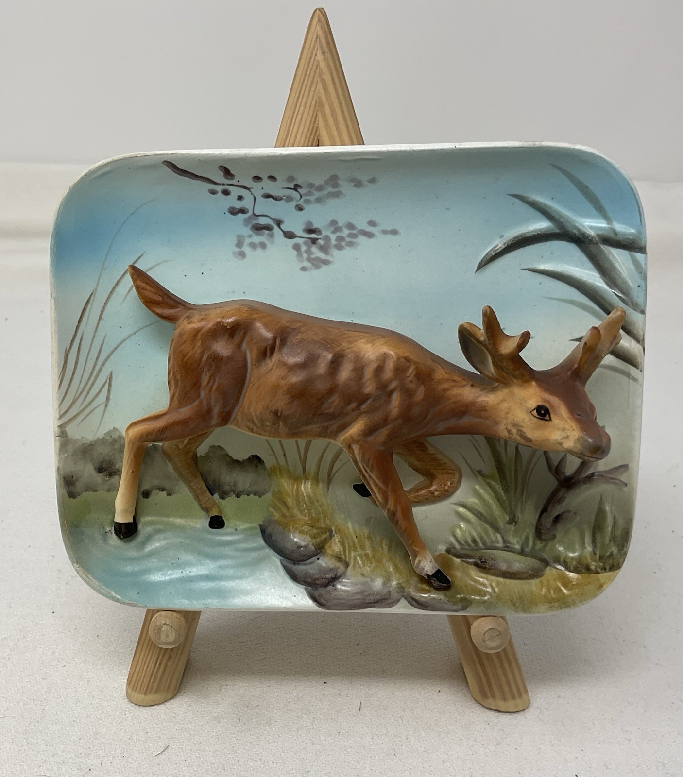 Vintage 3D Porcelain Deer Woodland Scene Small Wall Plaque 5.75&Prime; x 4.75 Enesco