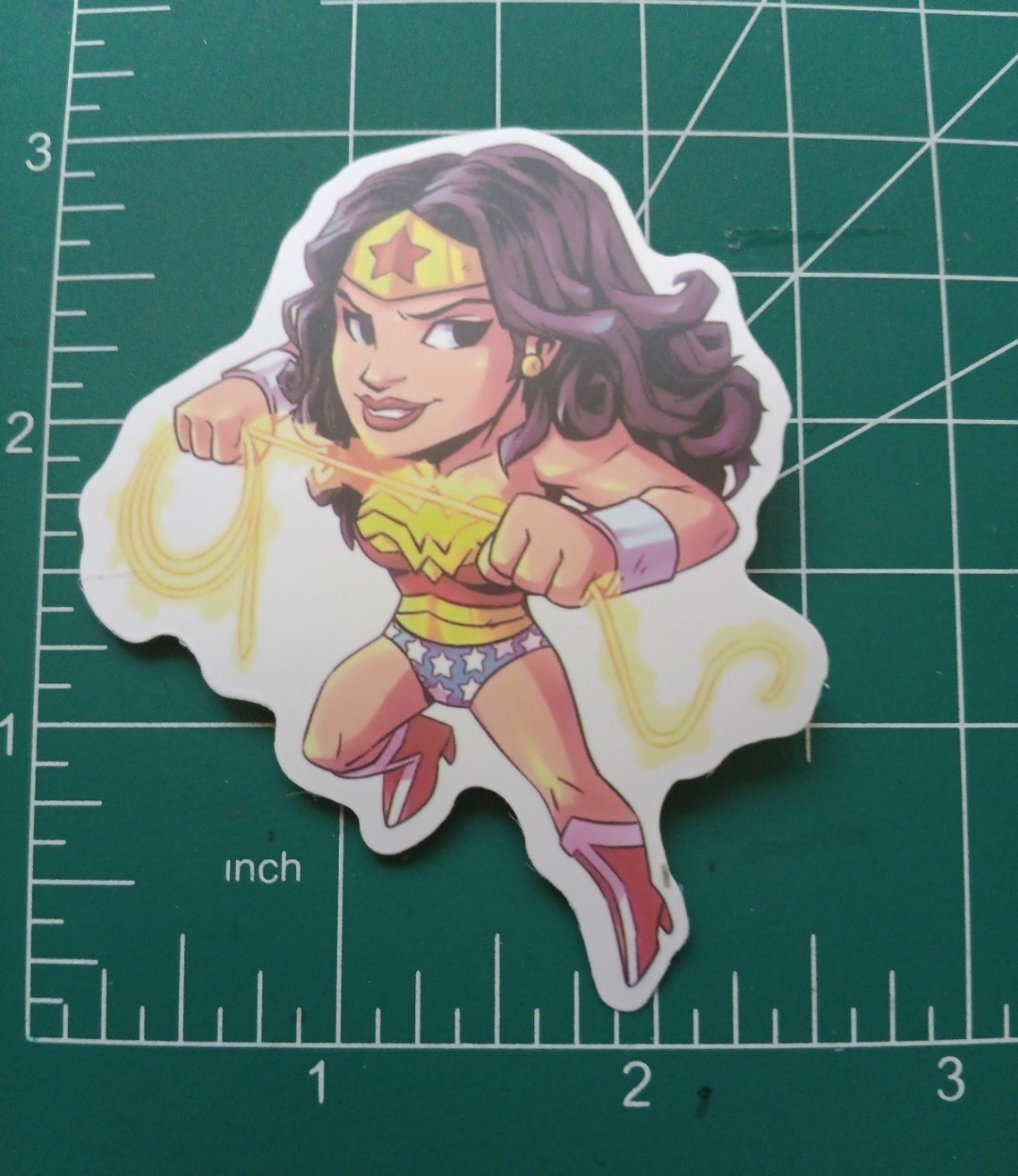 DCs WONDER WOMAN STICKER X 3X2 INCHES X DIE-CUT MATTE STICKER