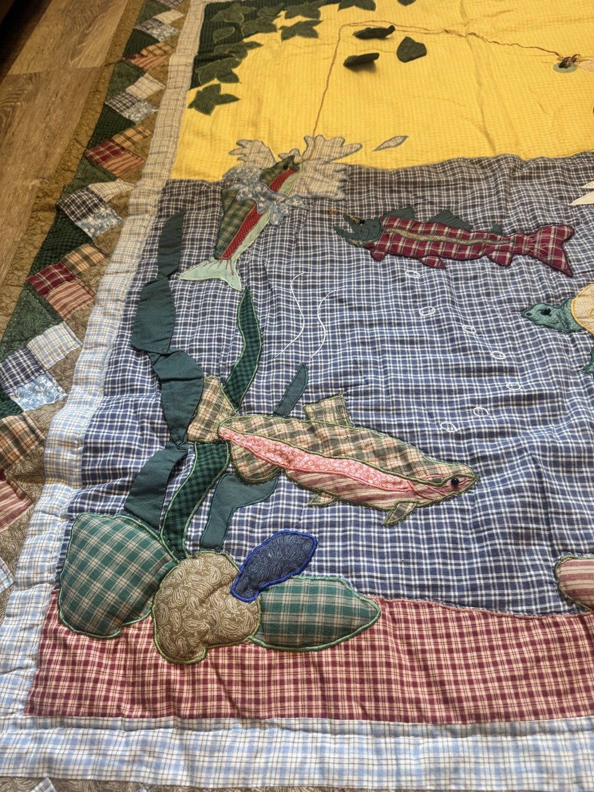 3D Fish Quilt Wall Hanging Plaid Border Thimbleberries Cottage Cabin Lodge