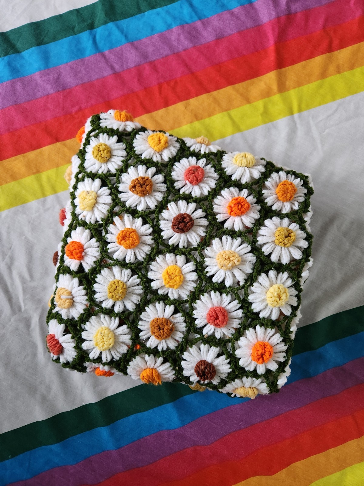Vintage 70s Handmade Crochet Flower Power Daisy Blanket Afghan Throw 52 x 41 in