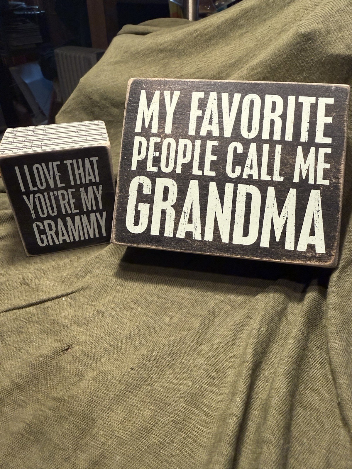 Primitives by Kathy 27214 Box Sign, 5 x 4-Inches, Call Me Grandma with extra