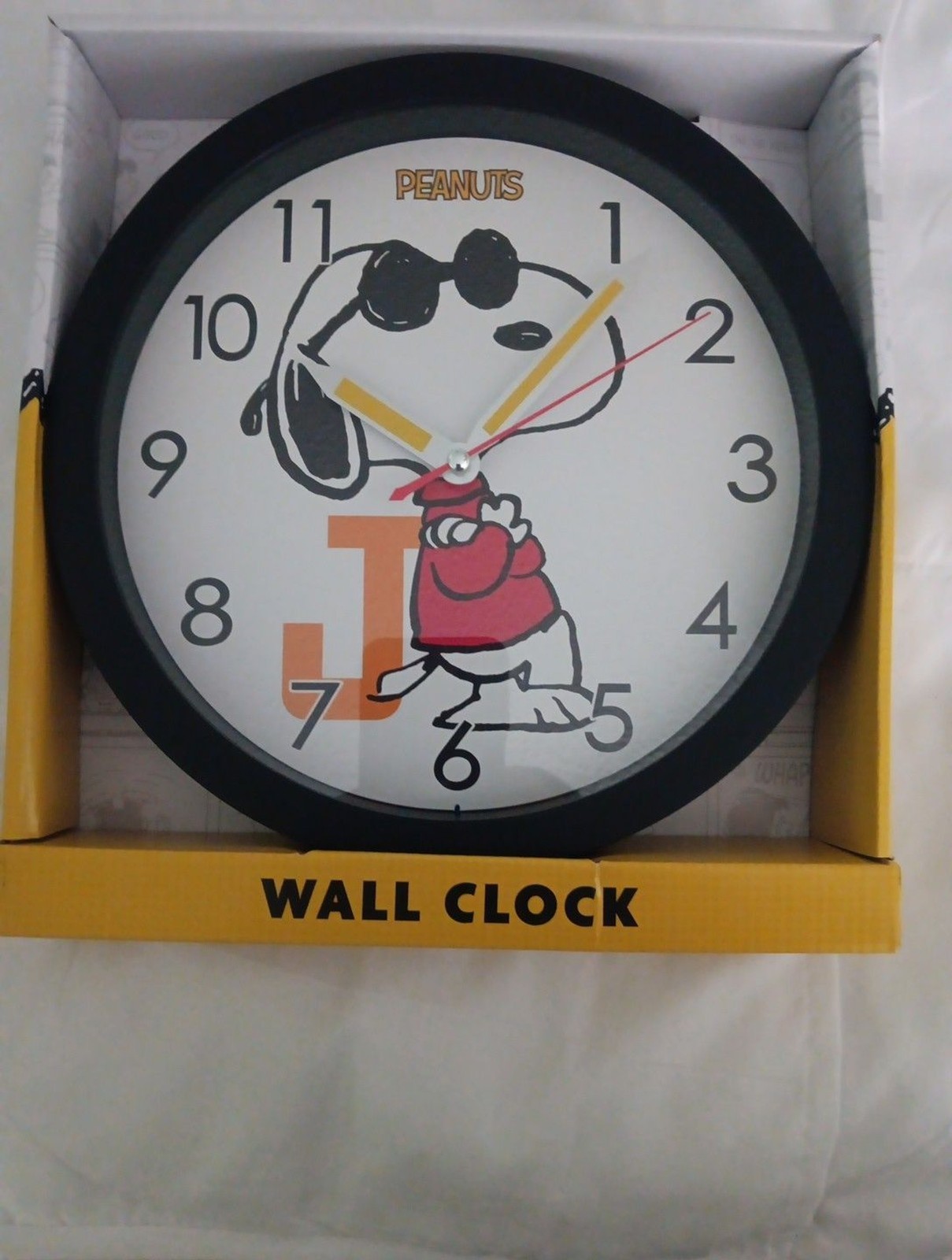Peanuts Joe Cool Snoopy Wall Clock Black White Red PEA3034 New in Box 10 Inch