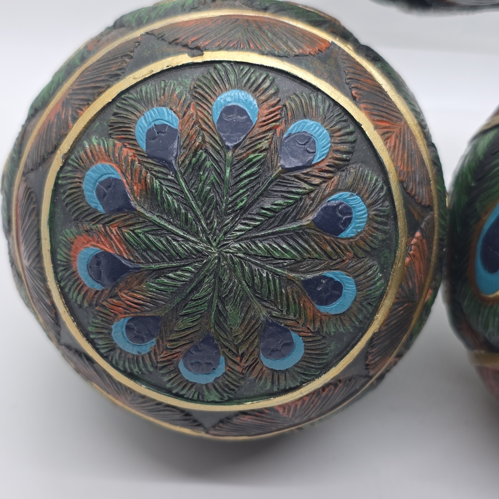 Design Toscano Peacock Feathered Decorative Accent Orbs Set of 3 Resin Balls