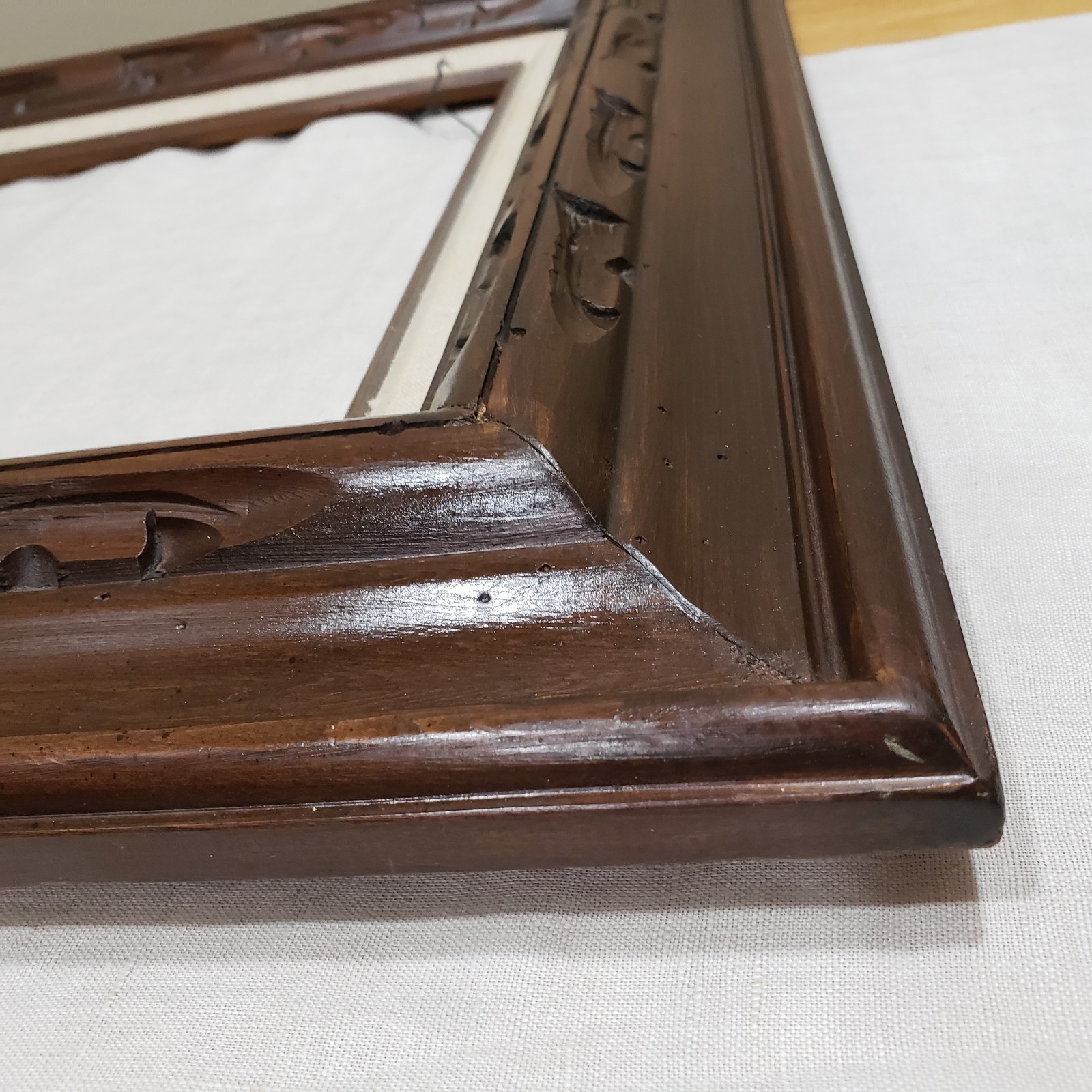 Carved Wood Picture Frame 12×16 Wide Profile Linen Liner Traditional Wall Decor
