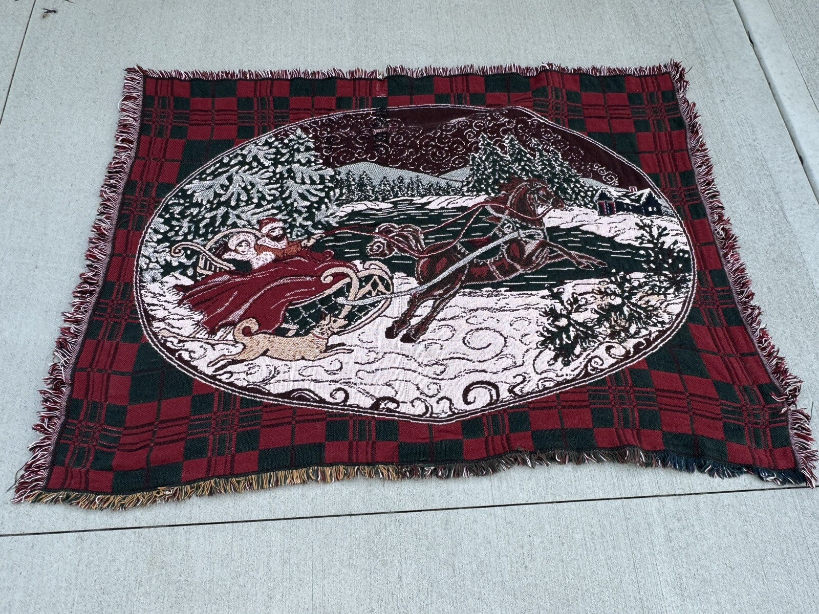 Vintage Embroidered Throw Blanket 47”x64” Couple Sleigh Riding Christmas *read*