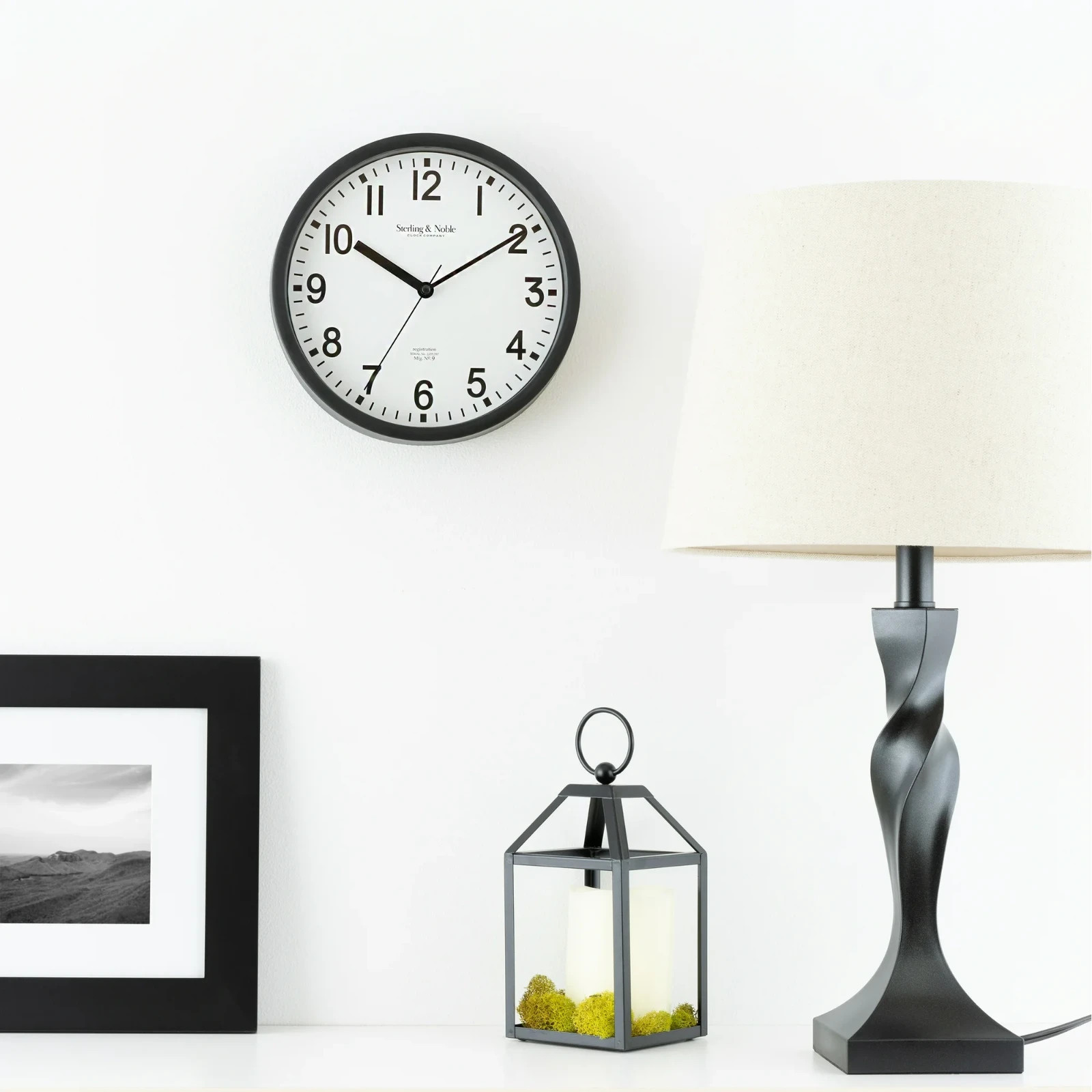 Mainstays Basic Indoor 8.78&Prime; Black Analog Round Modern Wall Clock