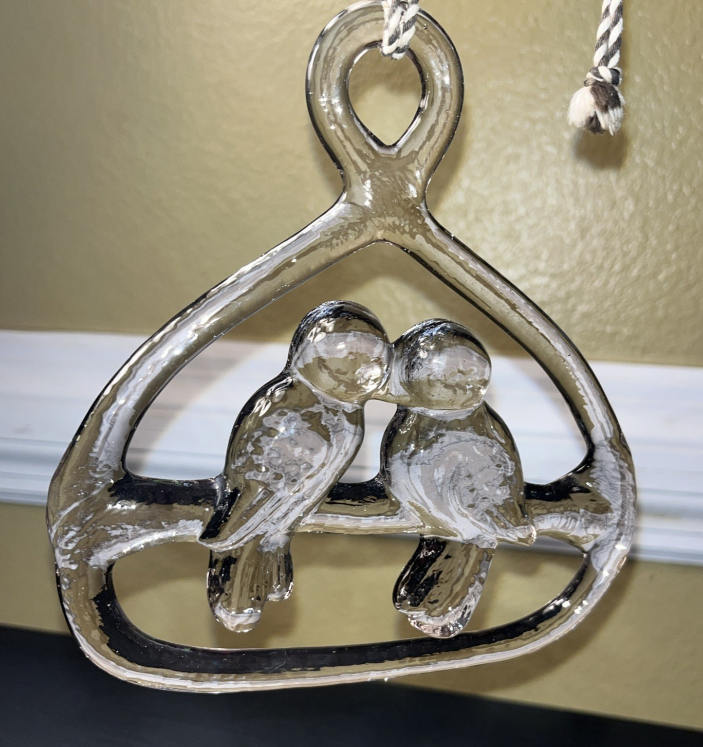 Kosta Boda Lovebirds Glass Suncatcher Sweden Bertil Vallien Art Glass MCM 6.75&Prime;x