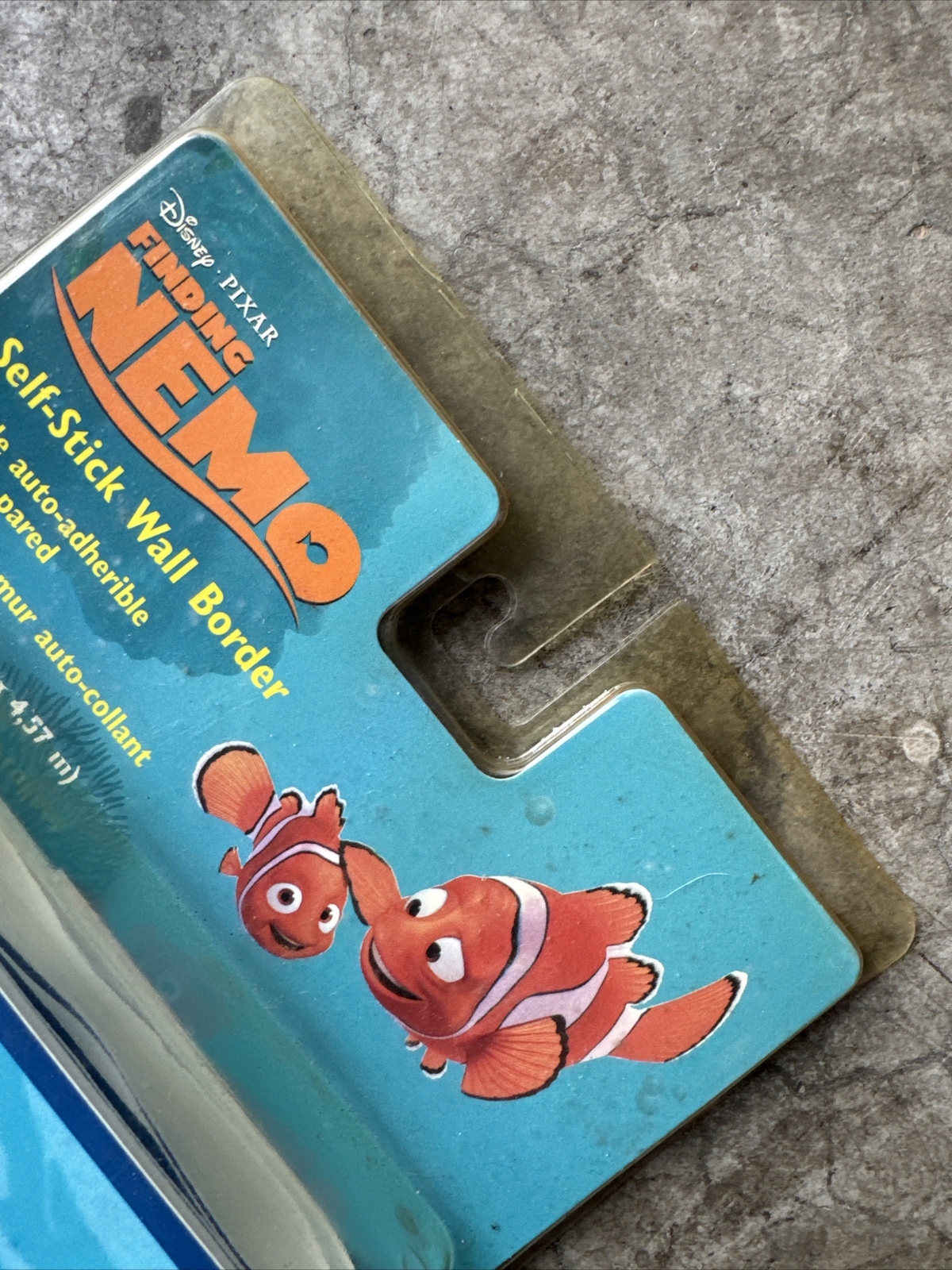 New Disney Finding Nemo with Dory in Blue Sea Self-Stick Removable Wall Border