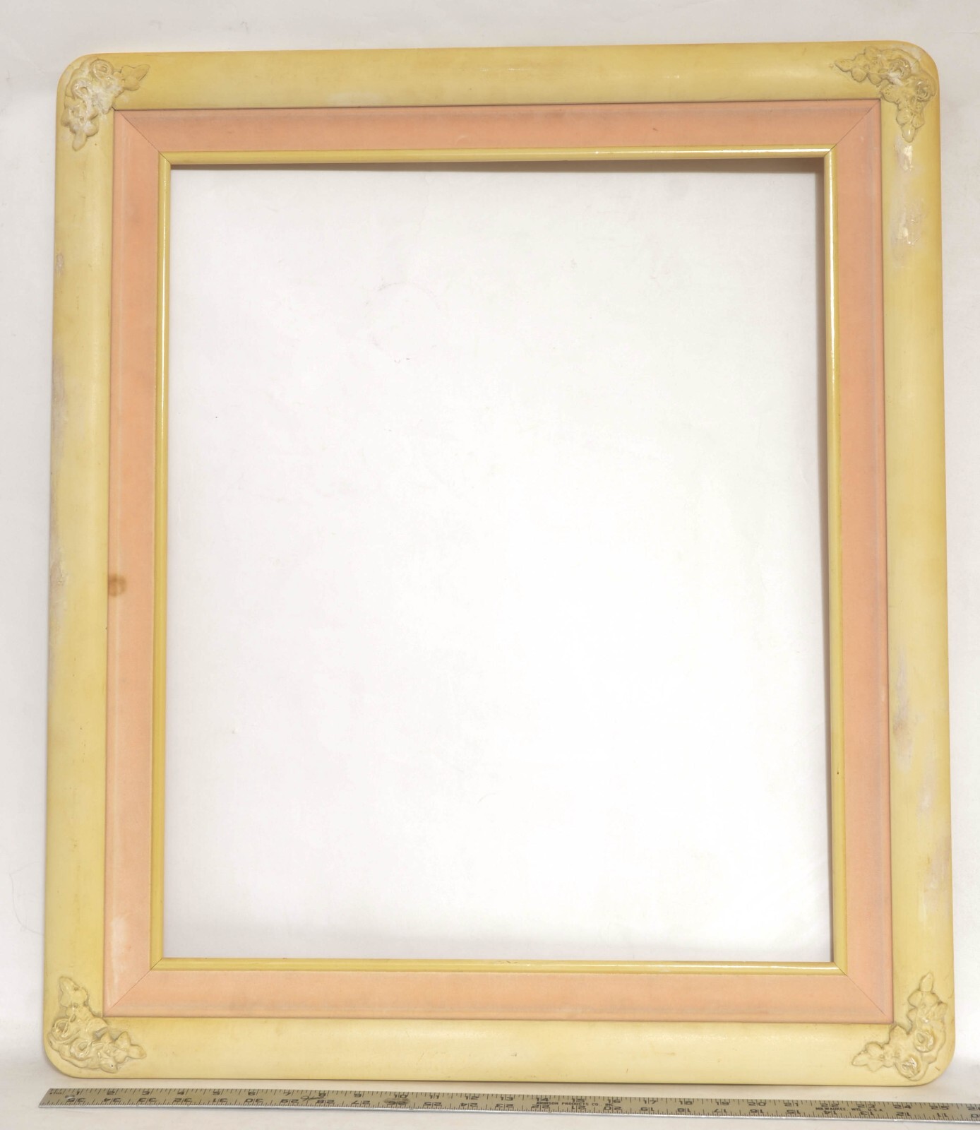 Frame ~ To Fit A 20&Prime; X 24&Prime; Print ~ 3¼ » Wide Molding ~ White/Pink Liner
