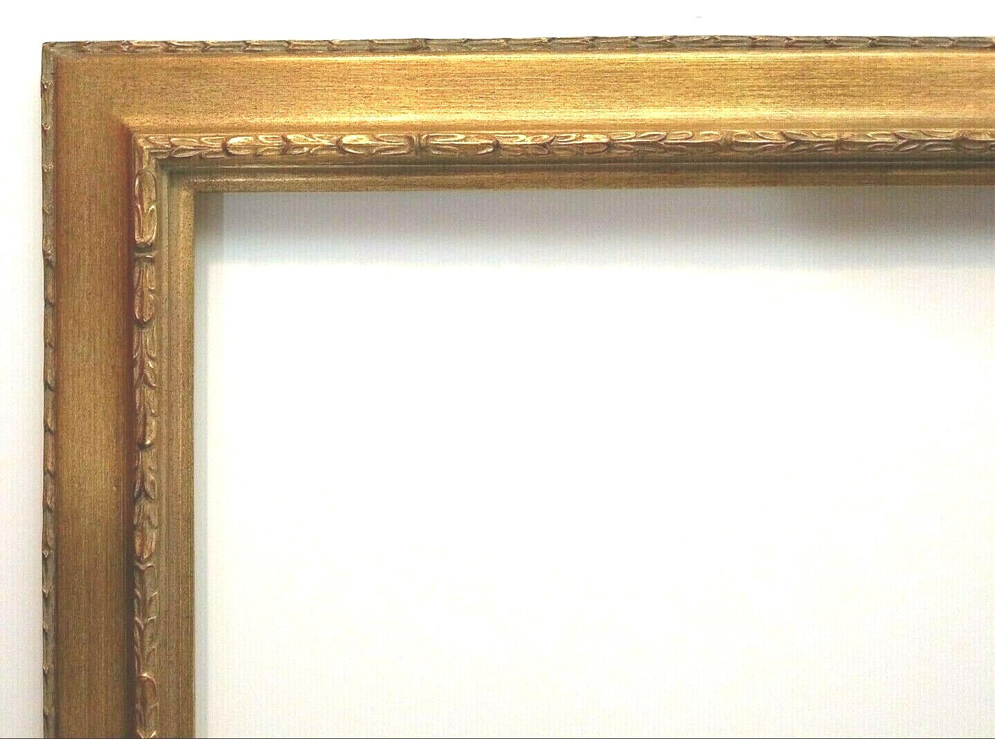 24 X 30 STD PICTURE FRAME 3&Prime; WIDE EMBOSSED GOLD REVERSE w/ GLAZING / BACKING