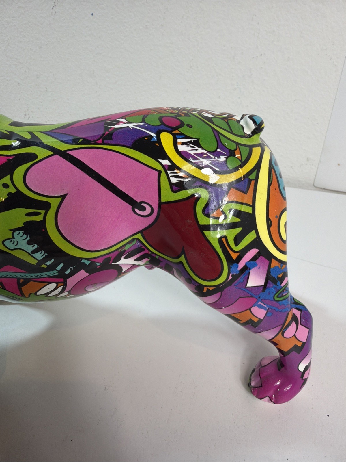 Graffiti Printed Bulldog Dog Figurine Colorful Heavy 10.5&Prime;x6.25&Prime; Resin Statue