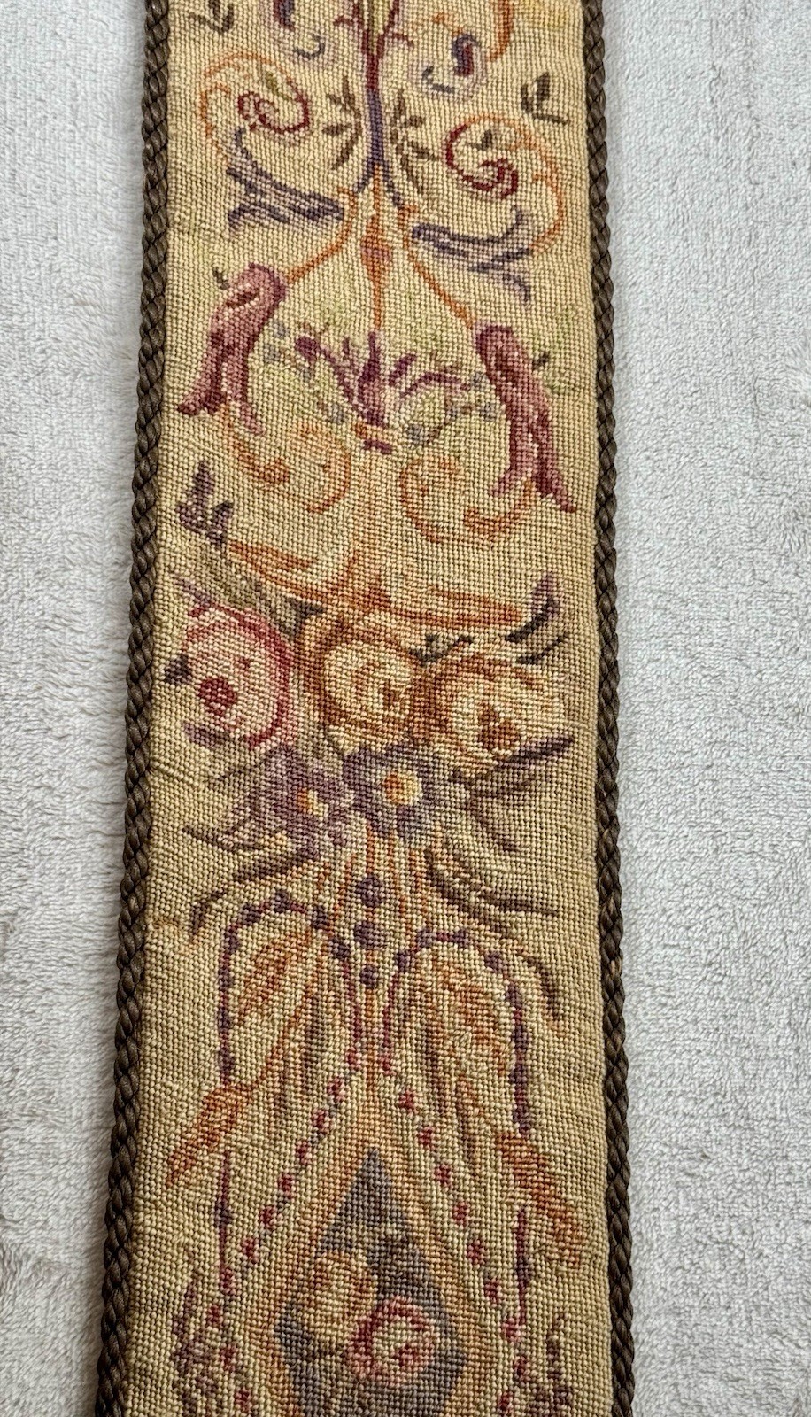 Vtg Wool Needlepoint Bell Pull Floral Motif Wall Hanging Hardware Ends 60×5”