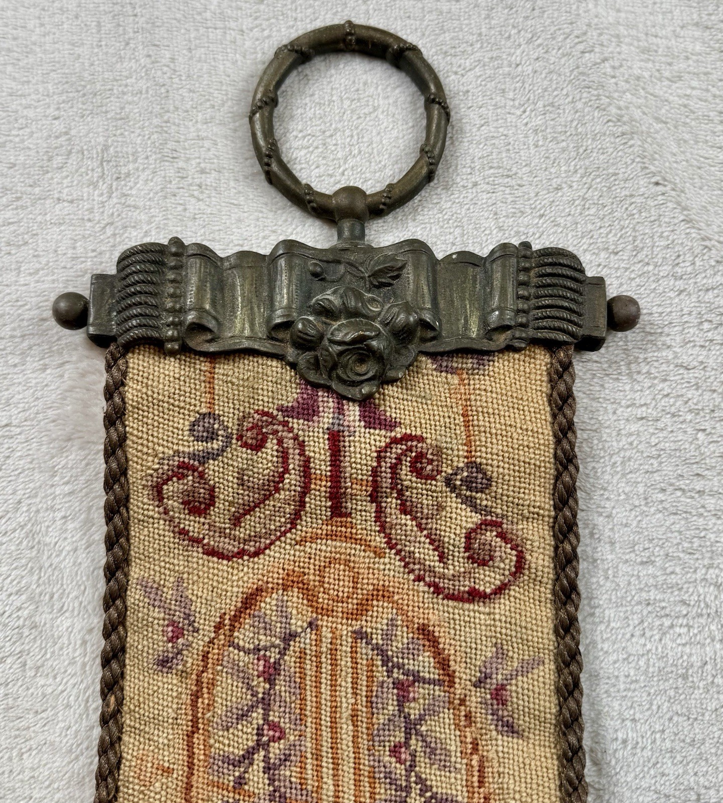 Vtg Wool Needlepoint Bell Pull Floral Motif Wall Hanging Hardware Ends 60×5”