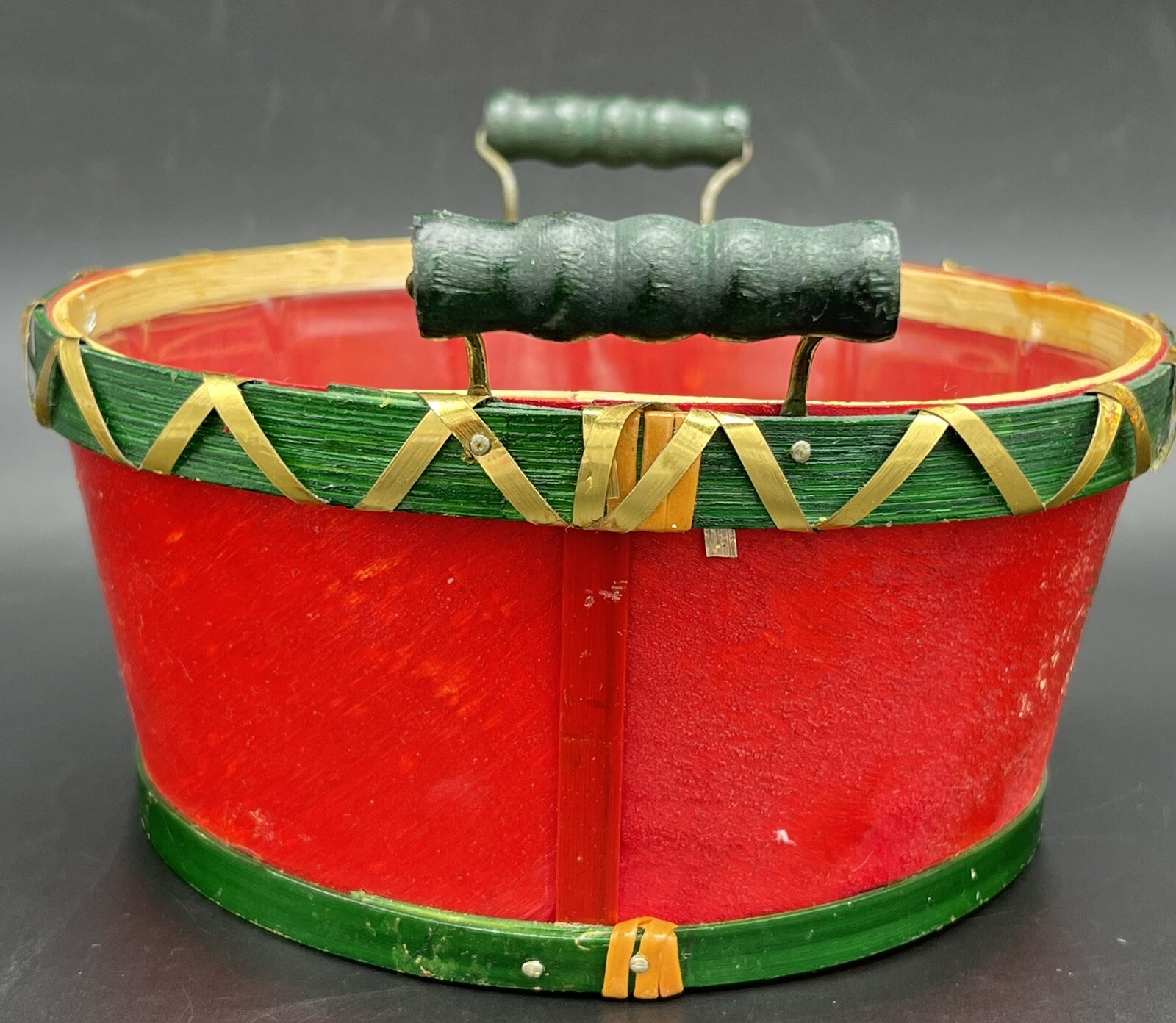 Christmas Theme Round Bamboo Storage Basket Fruit Flowers Gifts Green & Red