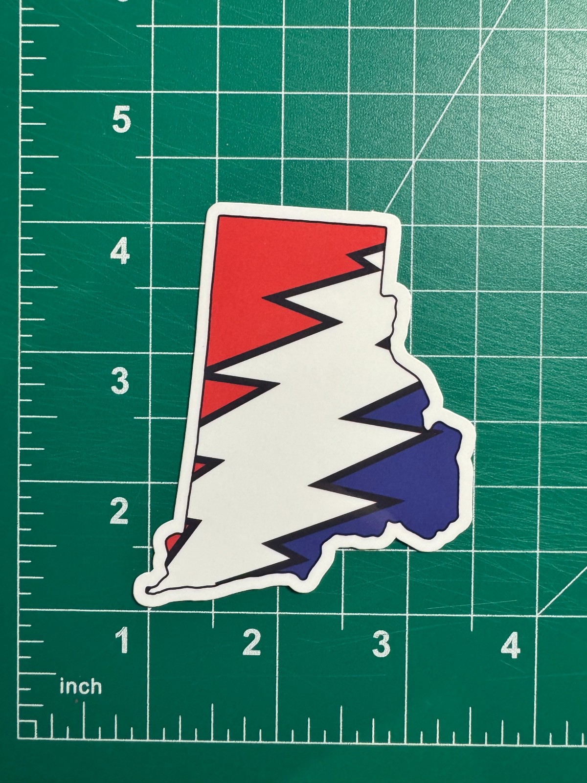 Rhode Island Stealie – Grateful Dead – Laminated Vinyl Sticker 3&Prime;x2.5&Prime;