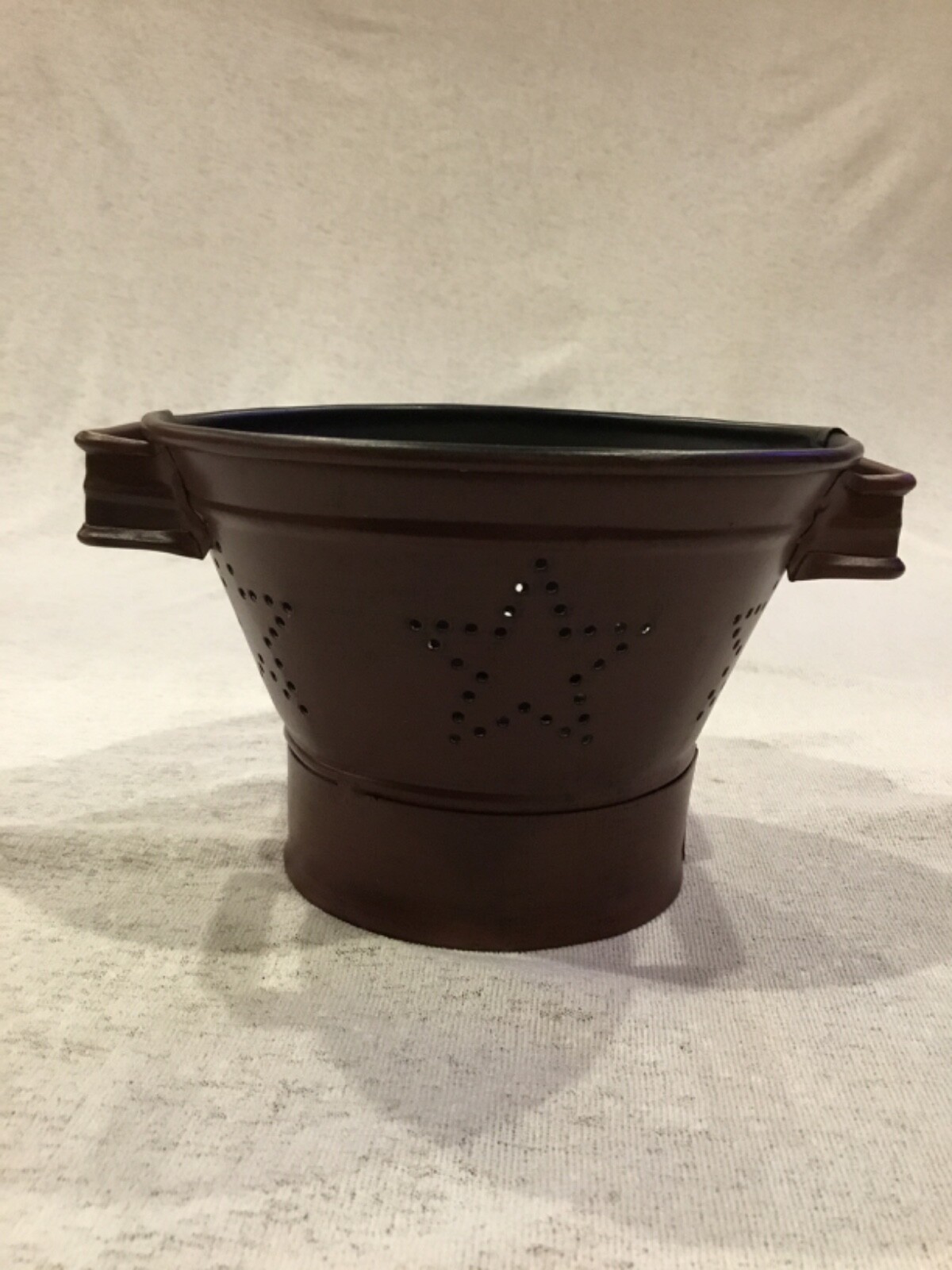 Rustic Primitive Distressed AGED COLANDER BOWL Decorative Basket w star cut outs
