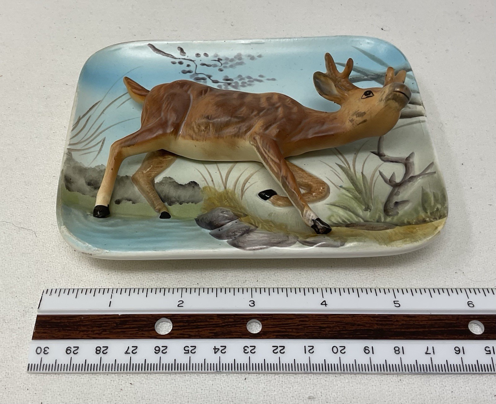 Vintage 3D Porcelain Deer Woodland Scene Small Wall Plaque 5.75&Prime; x 4.75 Enesco