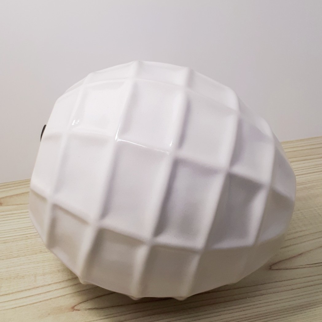 Modern Ceramic Pottery Vase Round Textured Windowpane Design Cream White 7&Prime;H
