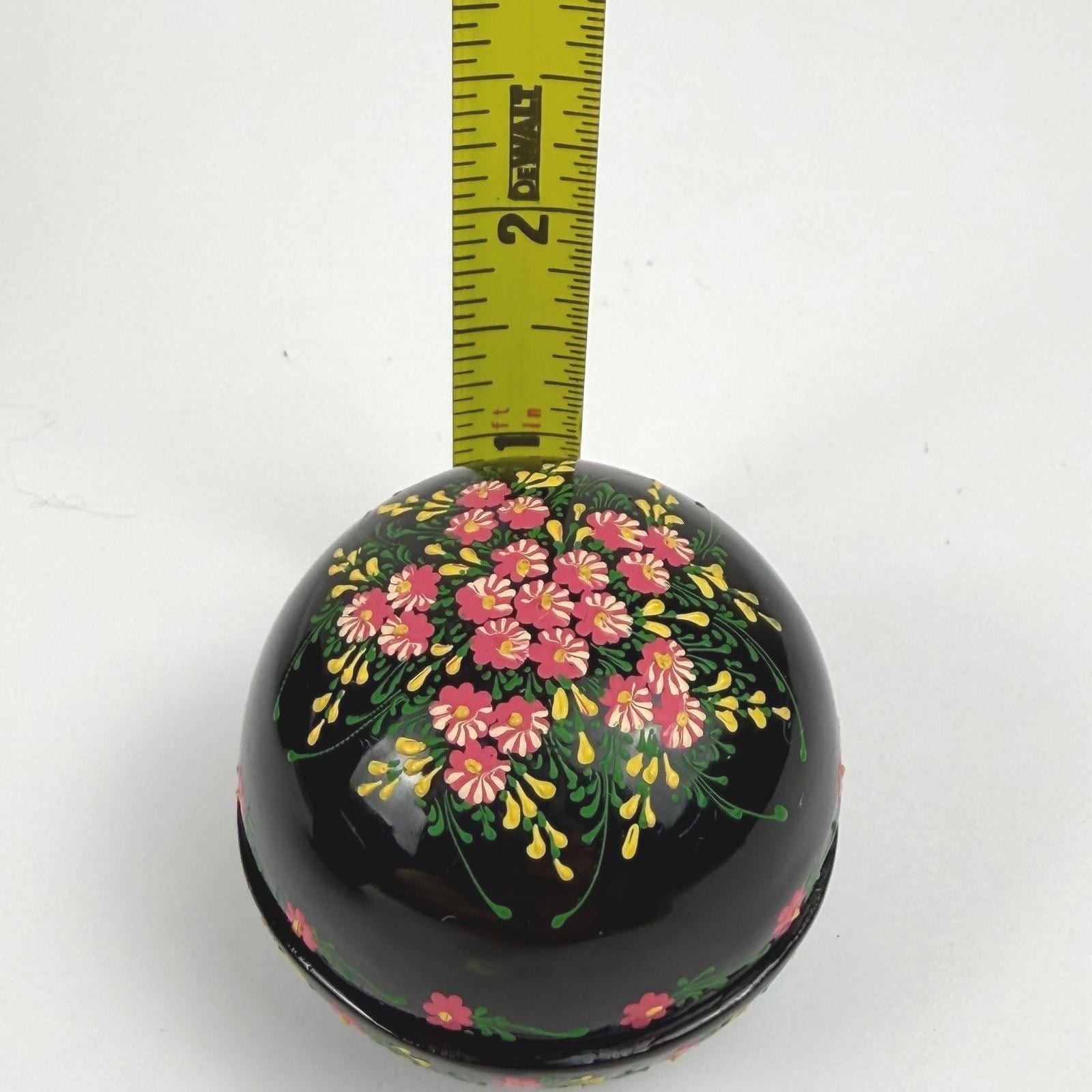 Vintage Lacquer Nesting Spheres 3 Piece Set Black Pink Floral Hand Painted Box