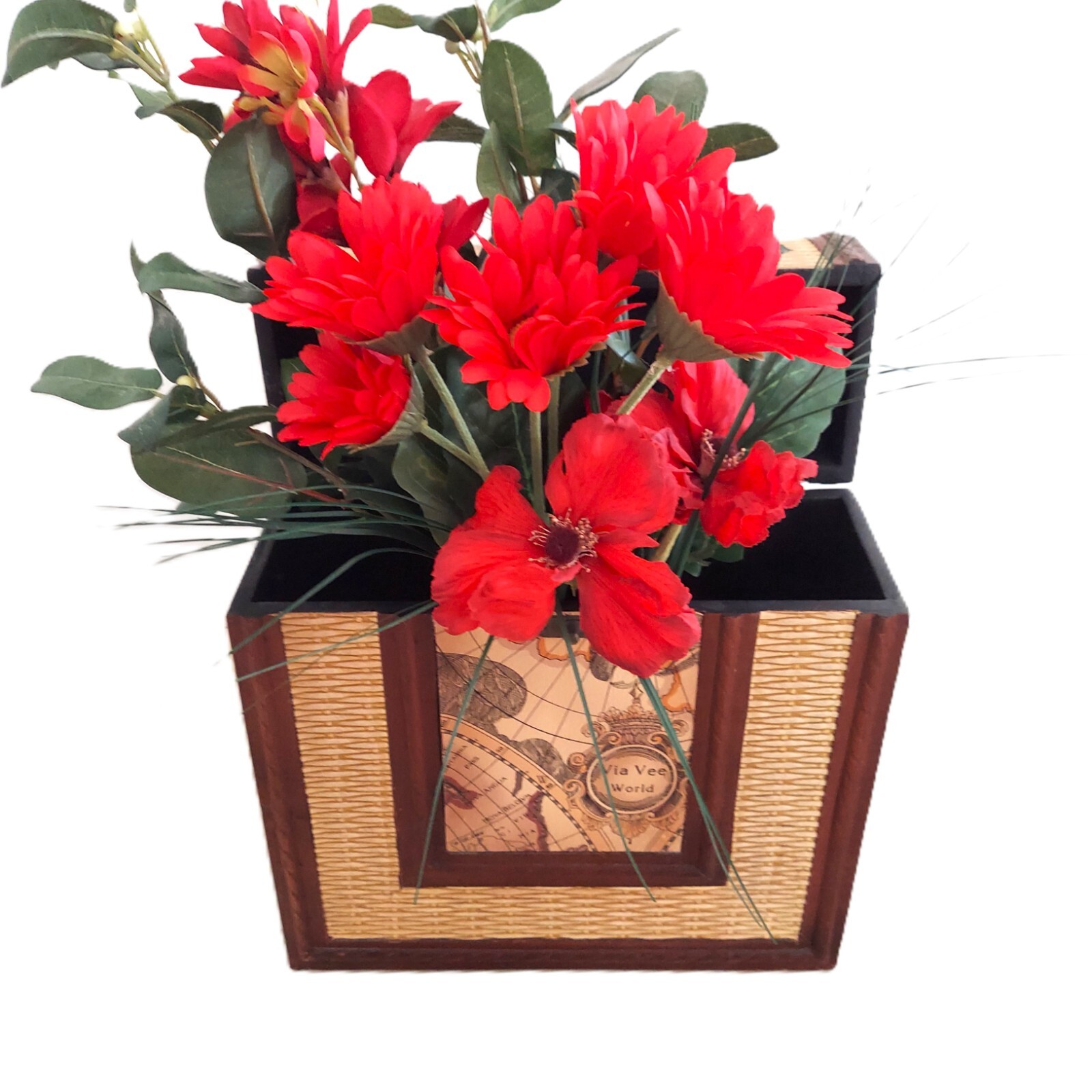 Silk FLORAL ARRANGEMENT, red silk flowers in wooden chest 21&Prime;