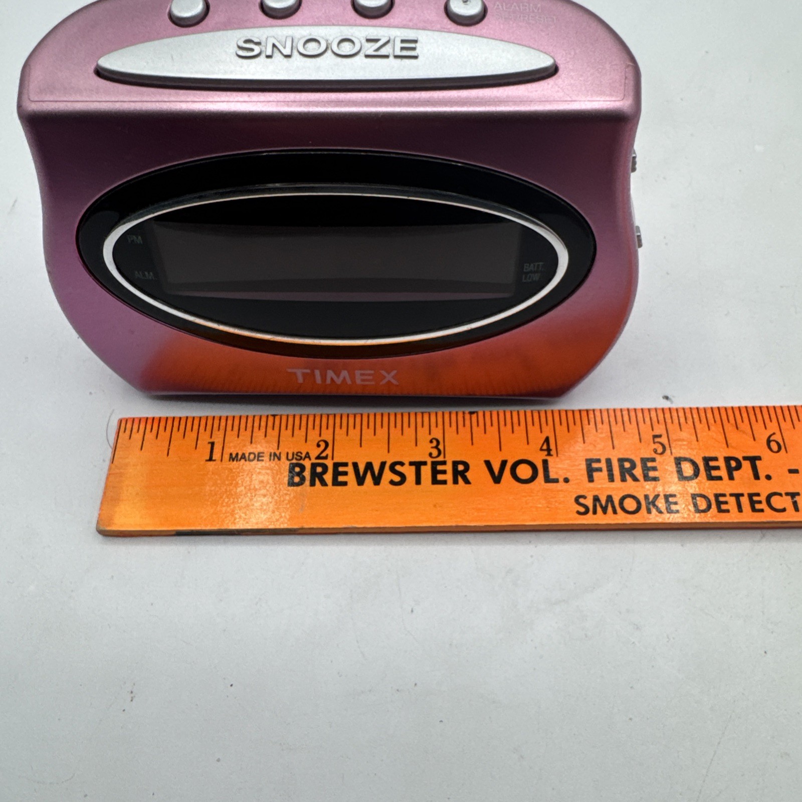 Timex Alarm Clock Hot Pink / Purple T101 Electric/Battery Backup – TESTED