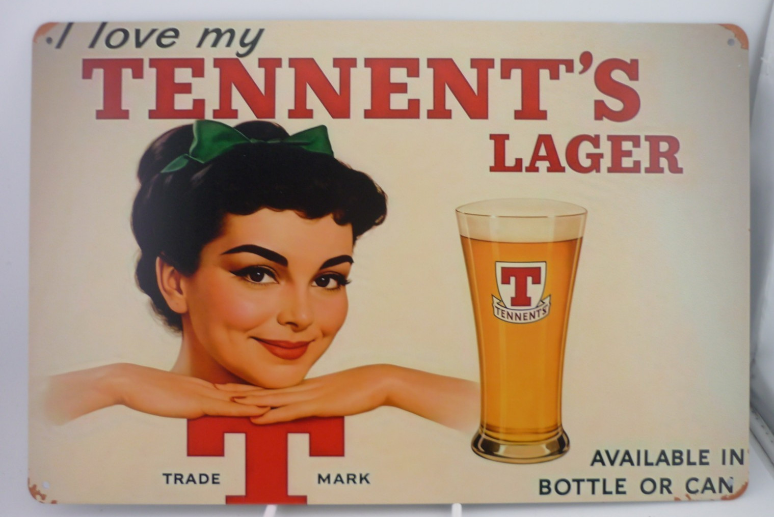 Tennent&rsquo;s Lager Beer Girl Metal Tin Sign Scottish Brewery Pub Bar Wall Decor