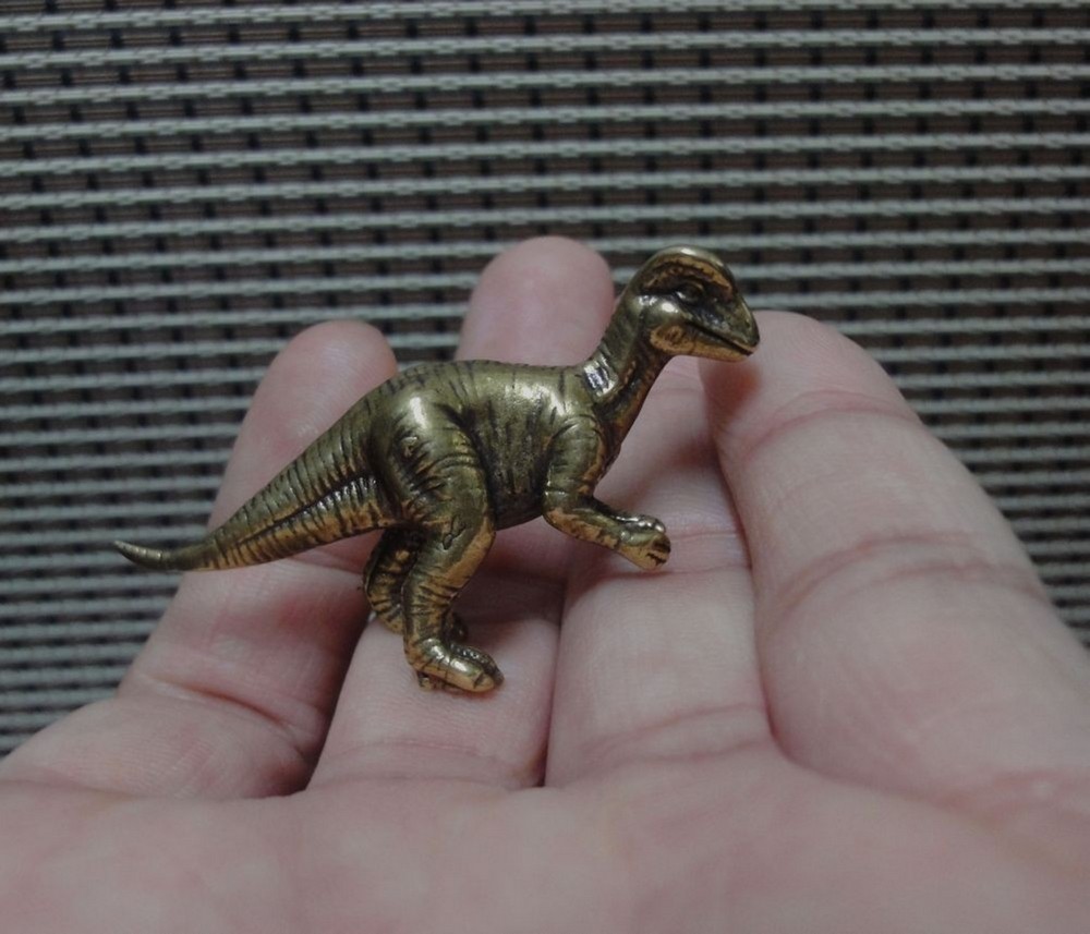 Set of 6pcs Retro Brass Miniature Dinosaurs Statues for Garden Desk Decoration
