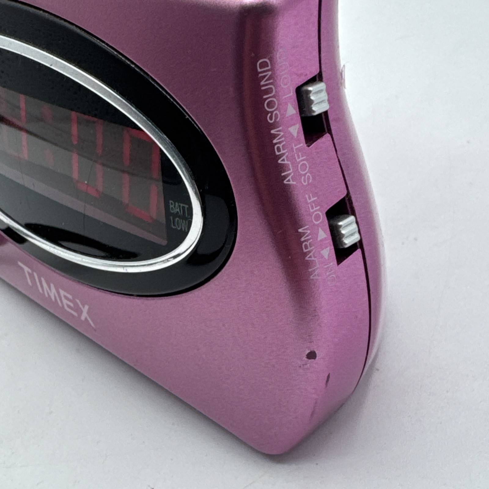 Timex Alarm Clock Hot Pink / Purple T101 Electric/Battery Backup – TESTED