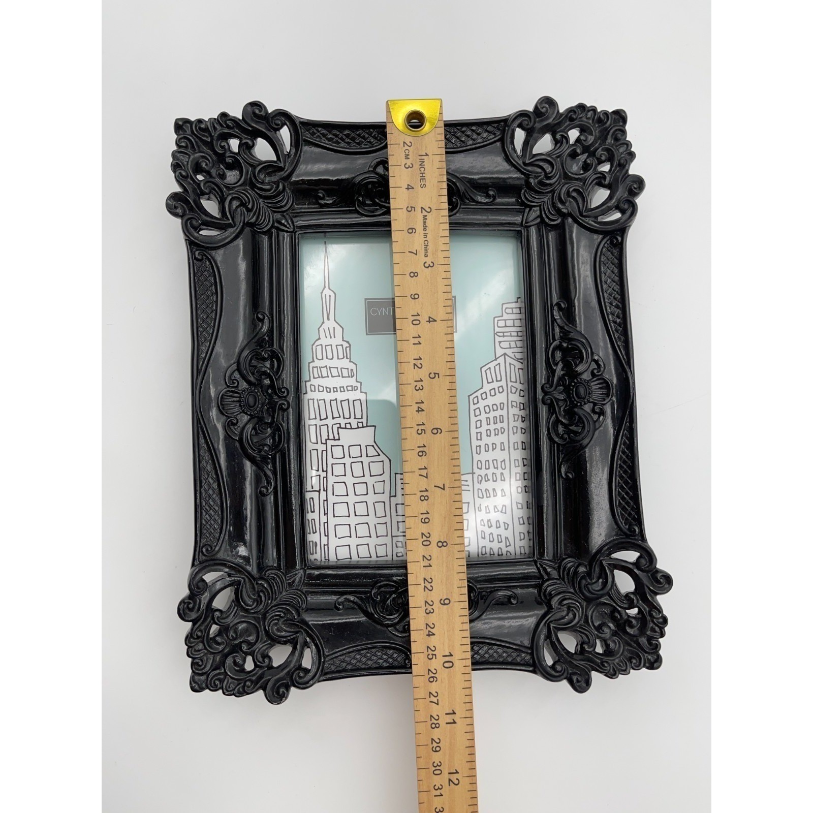 NEW Cynthia Rowley Gothic Ornate Black Resin Picture Frame 10×8 Baroque Decor