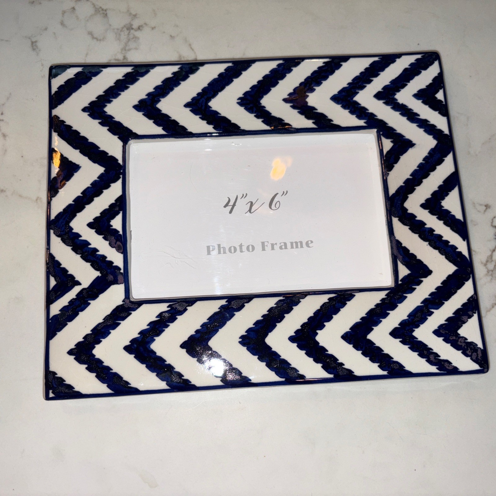 Blue and white Porcelain modern photo frame for picture size 4×6” EUC