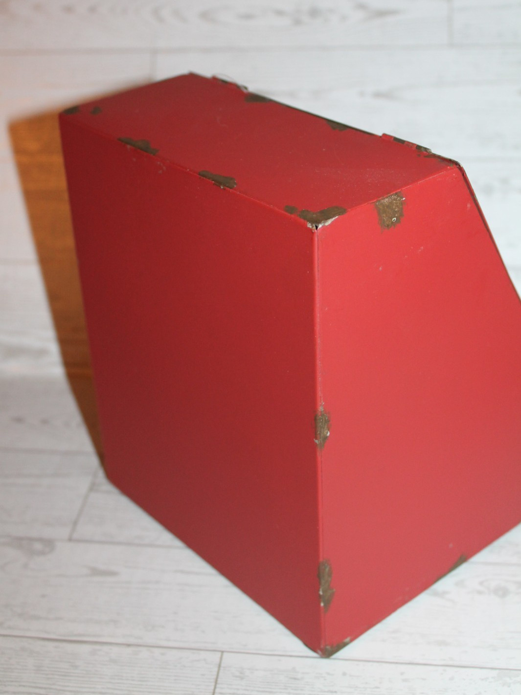 Audrey&rsquo;s Farmhouse Red Metal Distressed Counter Storage Bin Country Farm NEW