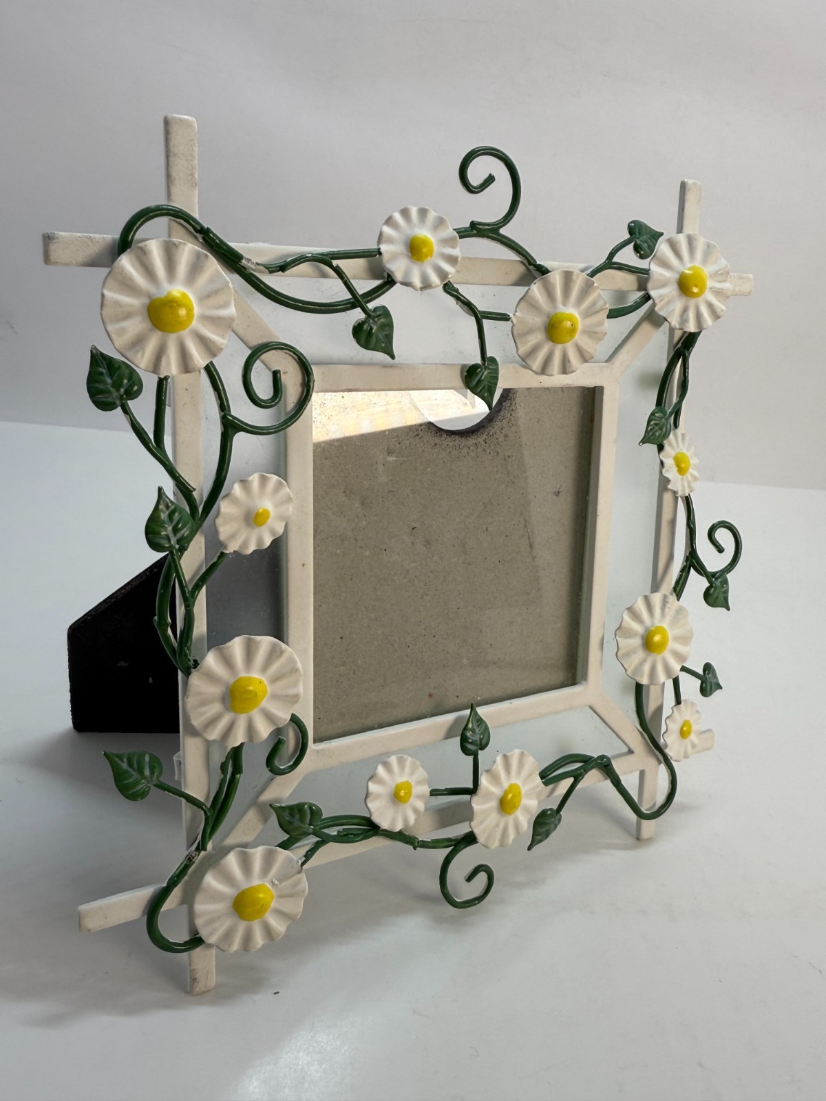 Daisy & Green Ivy Metal Picture Frame Holds 2.5&Prime;x 3&Prime; Picture **Free Shipping**