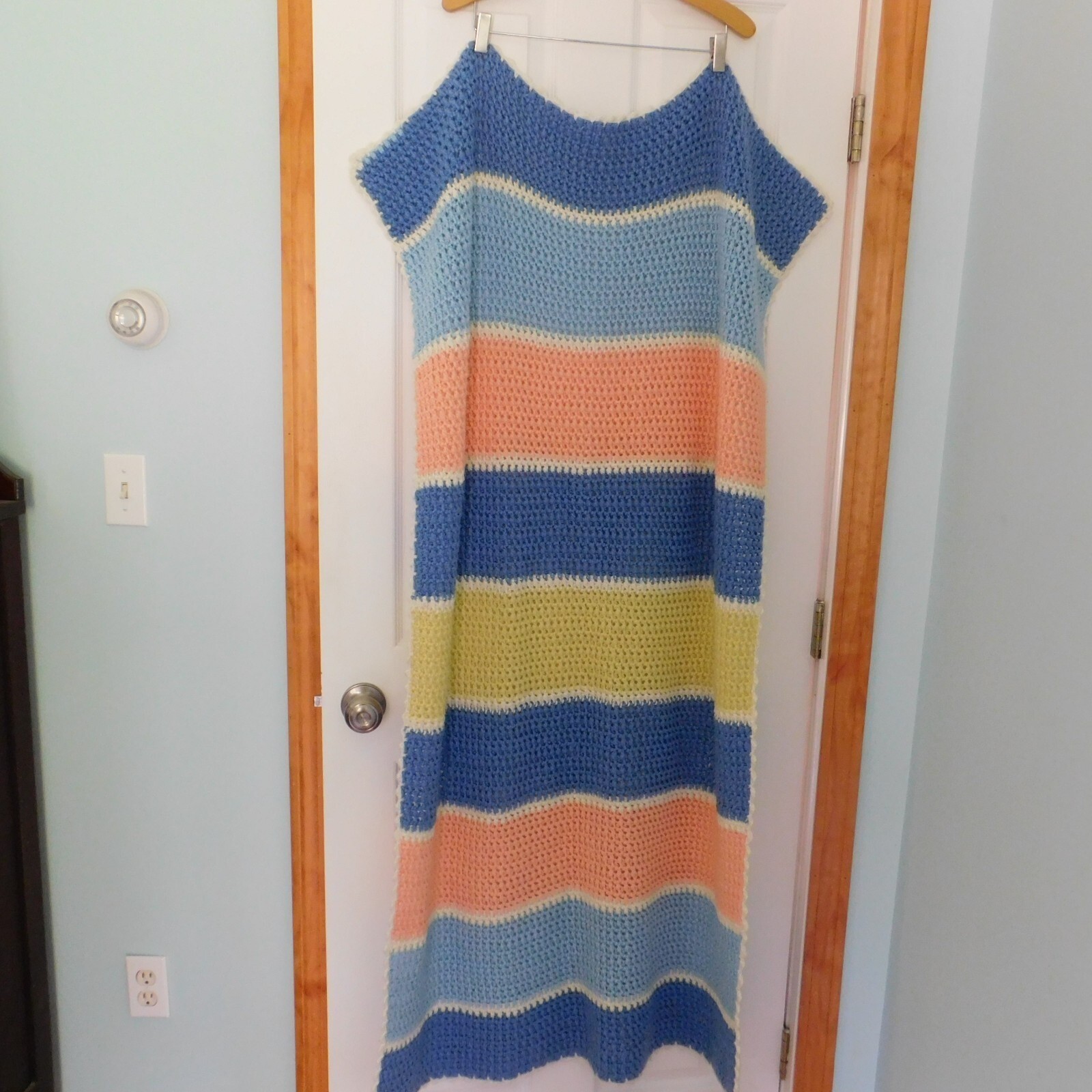 Vintage Handmade Striped Pattern Knit Afghan Throw Blanket 38&Prime; x 62&Prime;