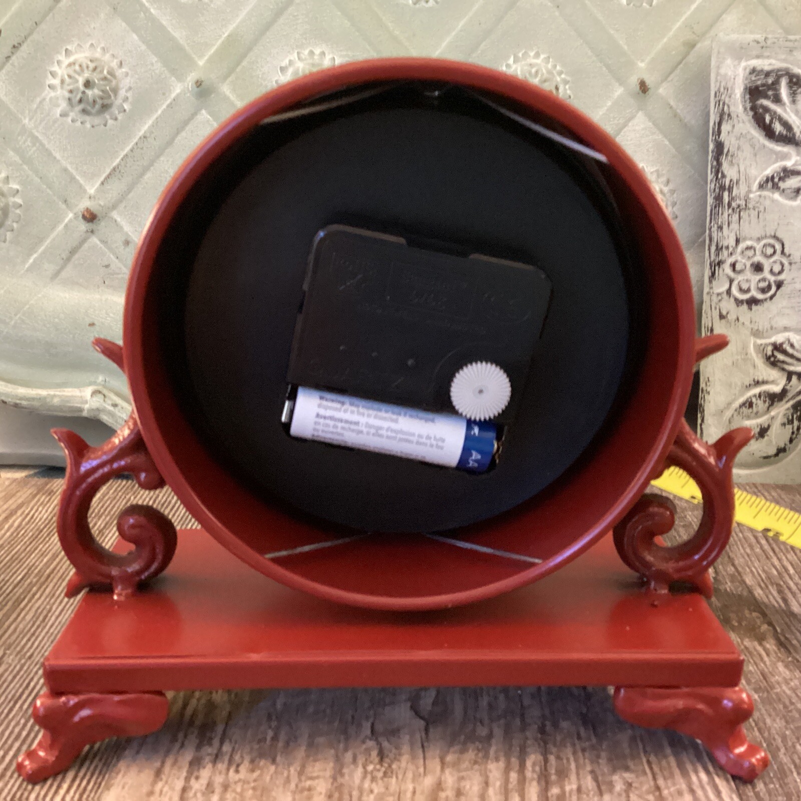 Red Vintage Archaic Look Décor Clock tested Paris France La Beaujolais Shabby