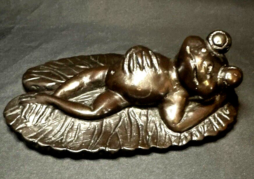 Sexy Frog on Leaf Resin Relax Fairy Garden Incense Deco Air Plant Rainforest