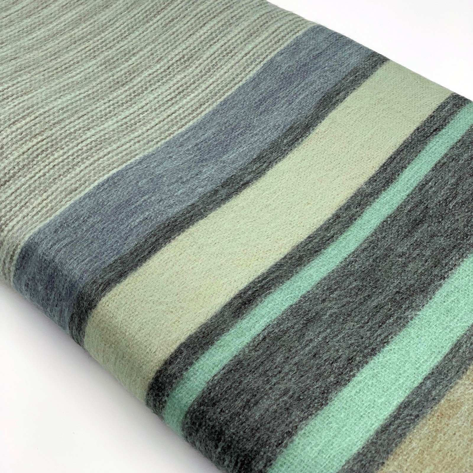 SOFT & WARM STRIPED ALPACA LLAMA WOOL BLANKET PLAID 98&Prime;x65&Prime; QUEEN