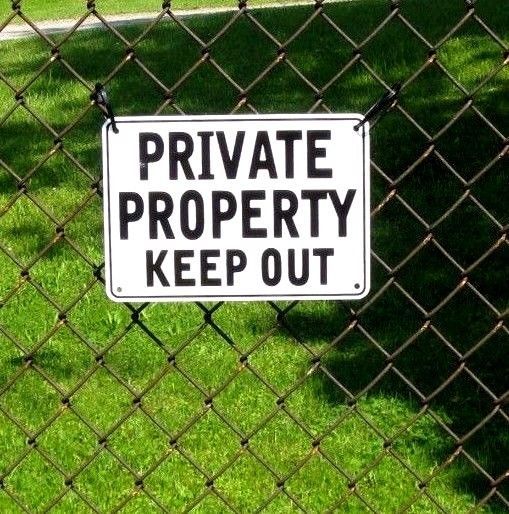 « PRIVATE PROPERTY KEEP OUT » 10&Prime; x 7&Prime; WARNING SIGN, METAL,
