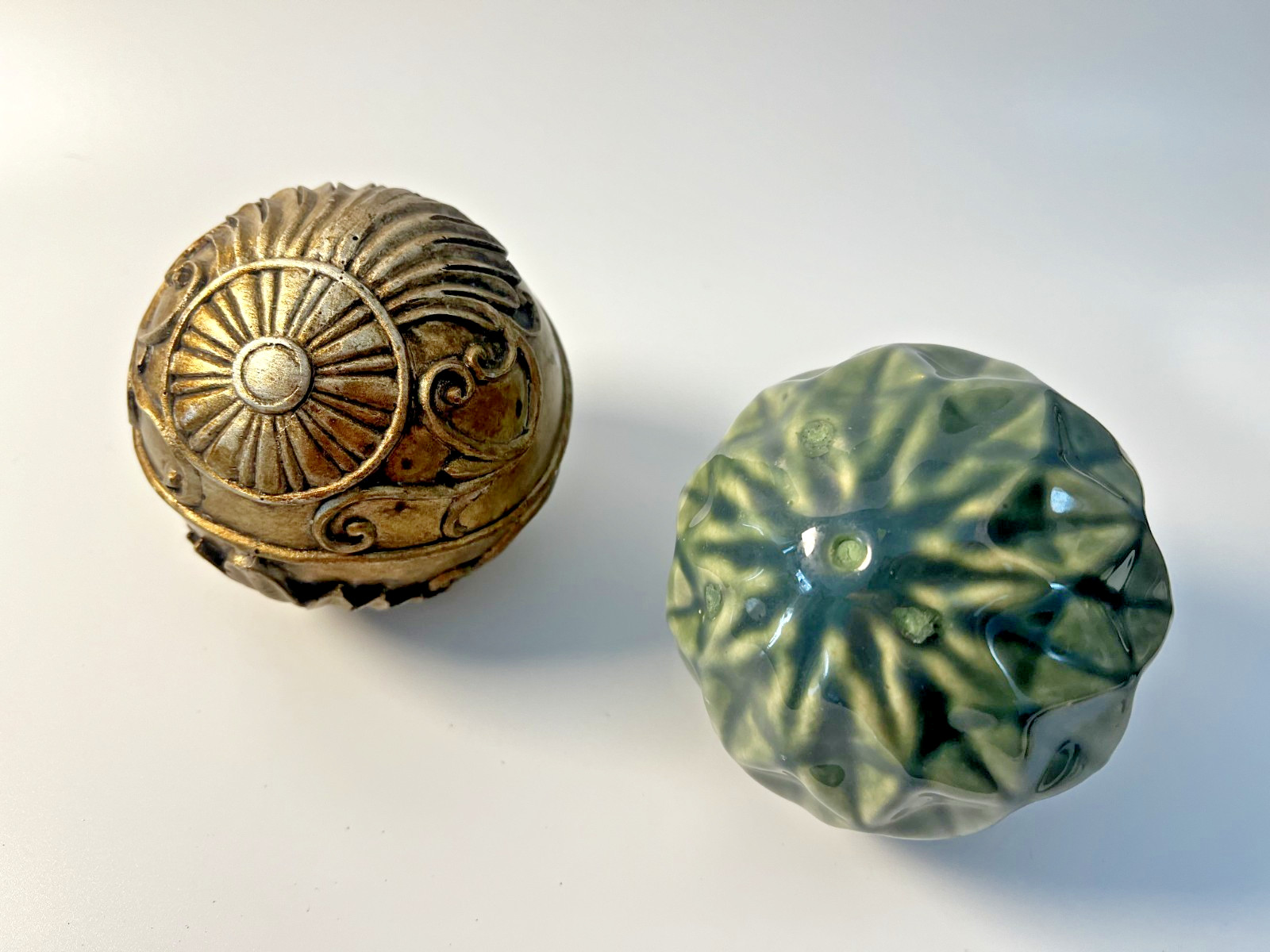 Lot of 2 Decorative Orbs Balls Spheres Ceramic and Resin USED – READ