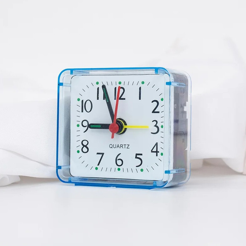 1 pc Mini Square Alarm Clock Compact Quartz Travel Desk Clock