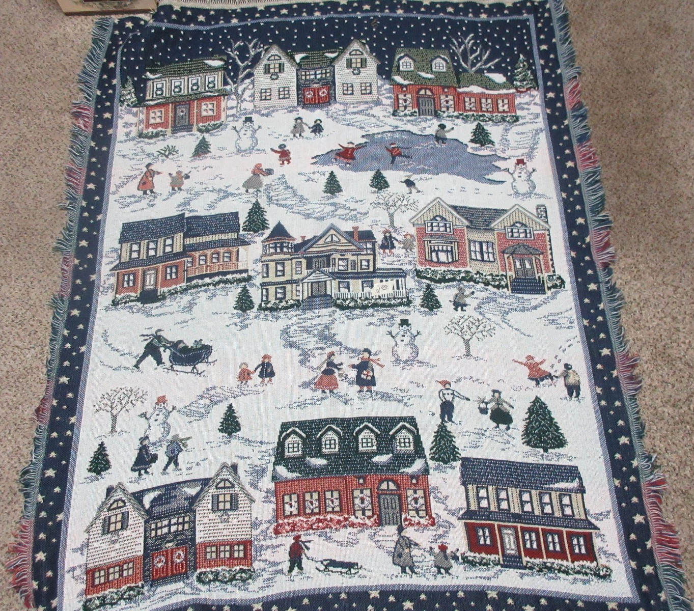 This item is a vintage woven tapestry holiday throw blanket featuring a nostalgi
